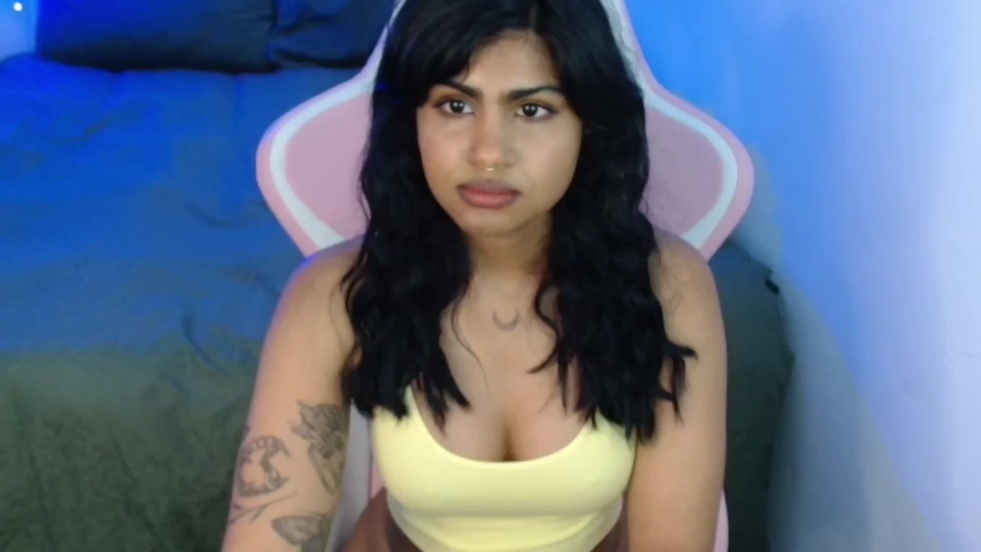 Gallery image thumbnail from Katara_'s myfreecams stream on, 12/12/2023, 15:20 image 8 of 20