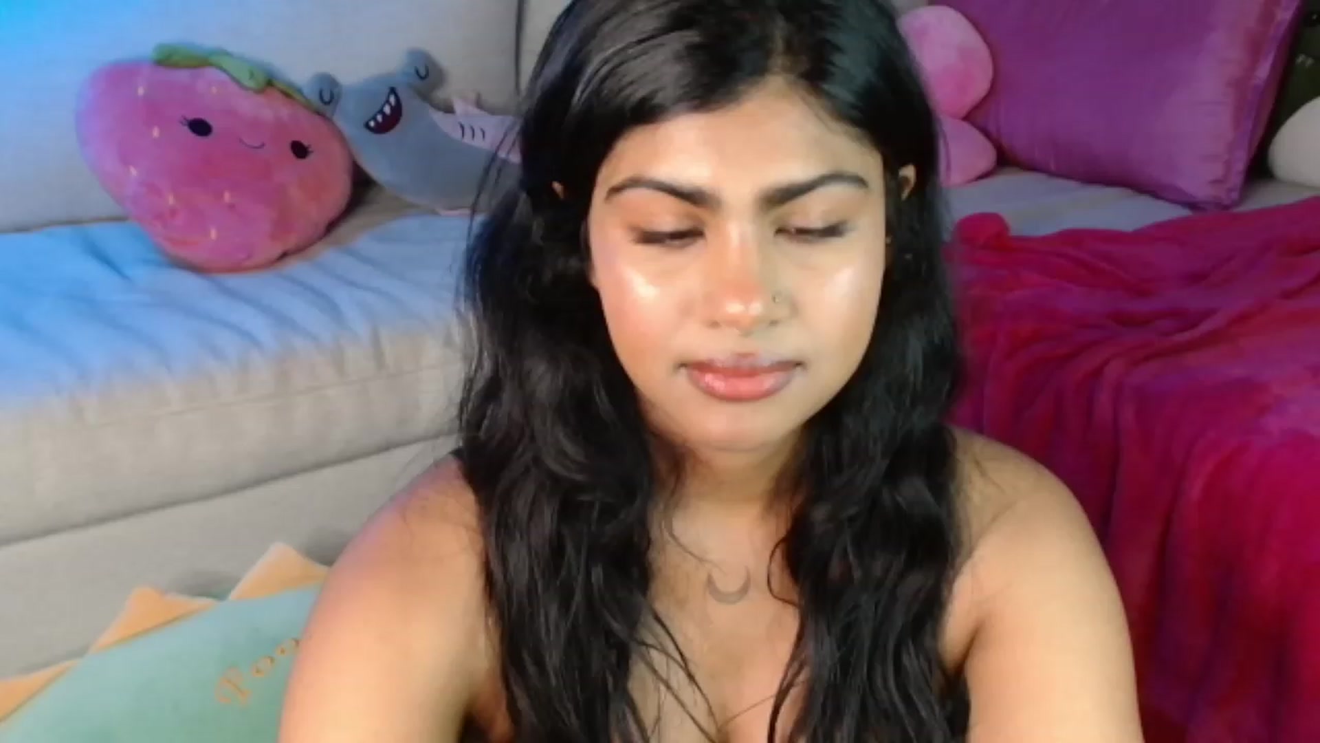 Gallery image thumbnail from Katara_'s myfreecams stream on, 01/24/2024, 21:20 image 4 of 20