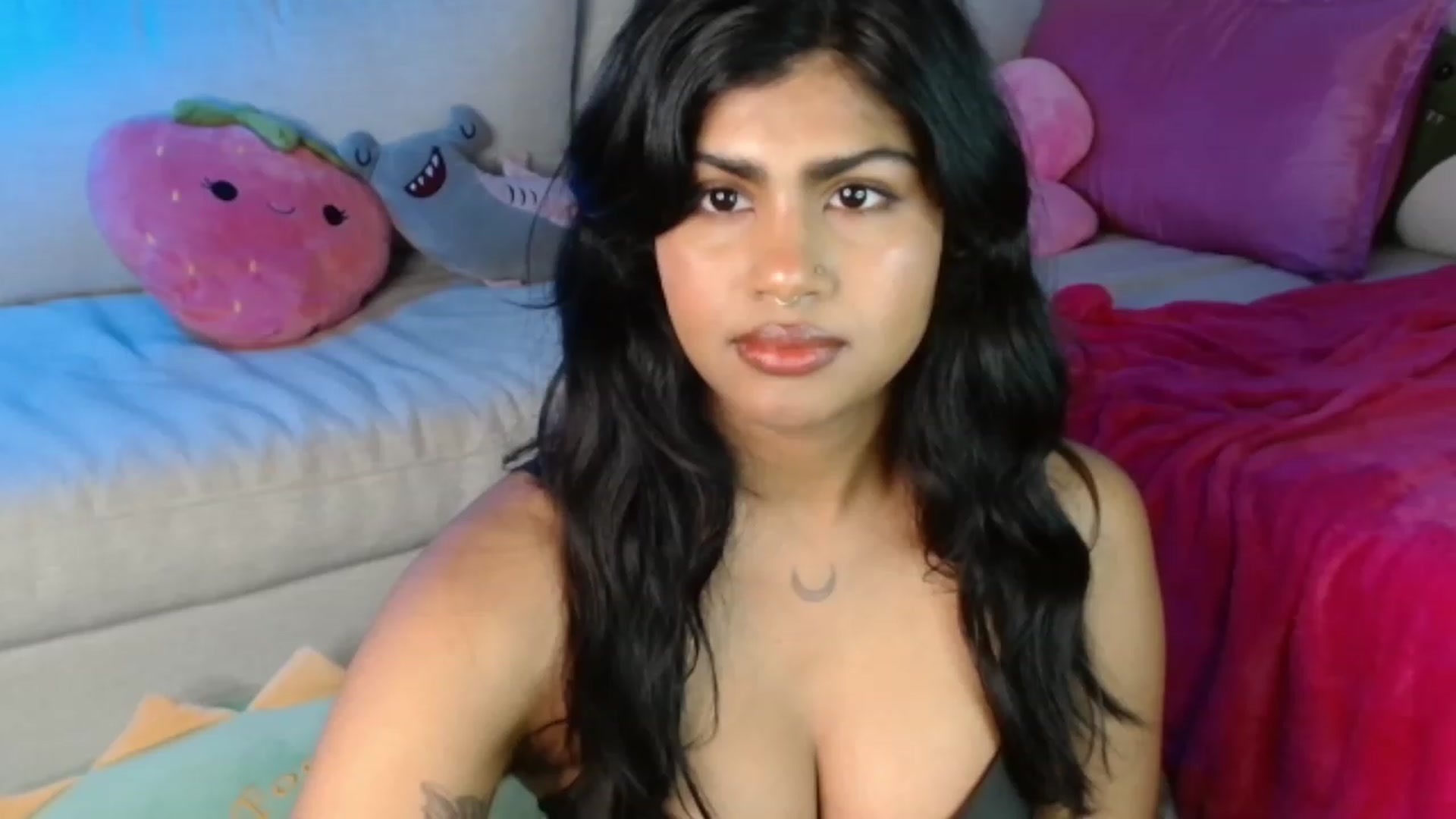 Gallery image thumbnail from Katara_'s myfreecams stream on, 01/24/2024, 21:20 image 1 of 20