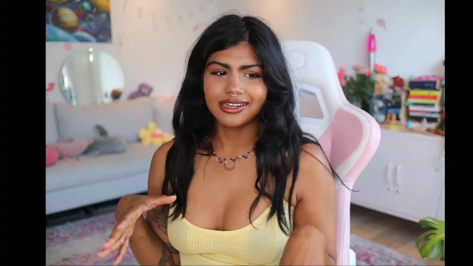 Gallery image thumbnail from Katara_'s myfreecams stream on, 02/20/2024, 16:41 image 1 of 20