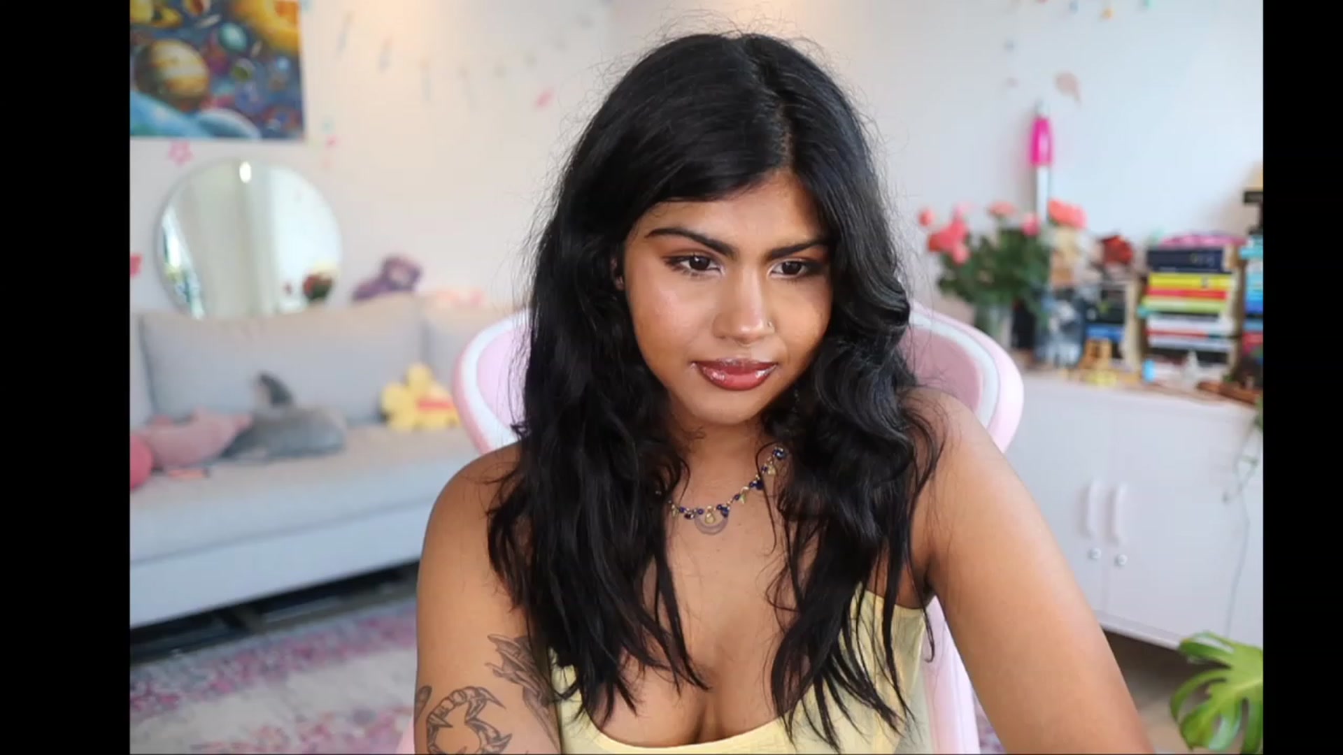 Gallery image thumbnail from Katara_'s myfreecams stream on, 02/20/2024, 16:41 image 8 of 20