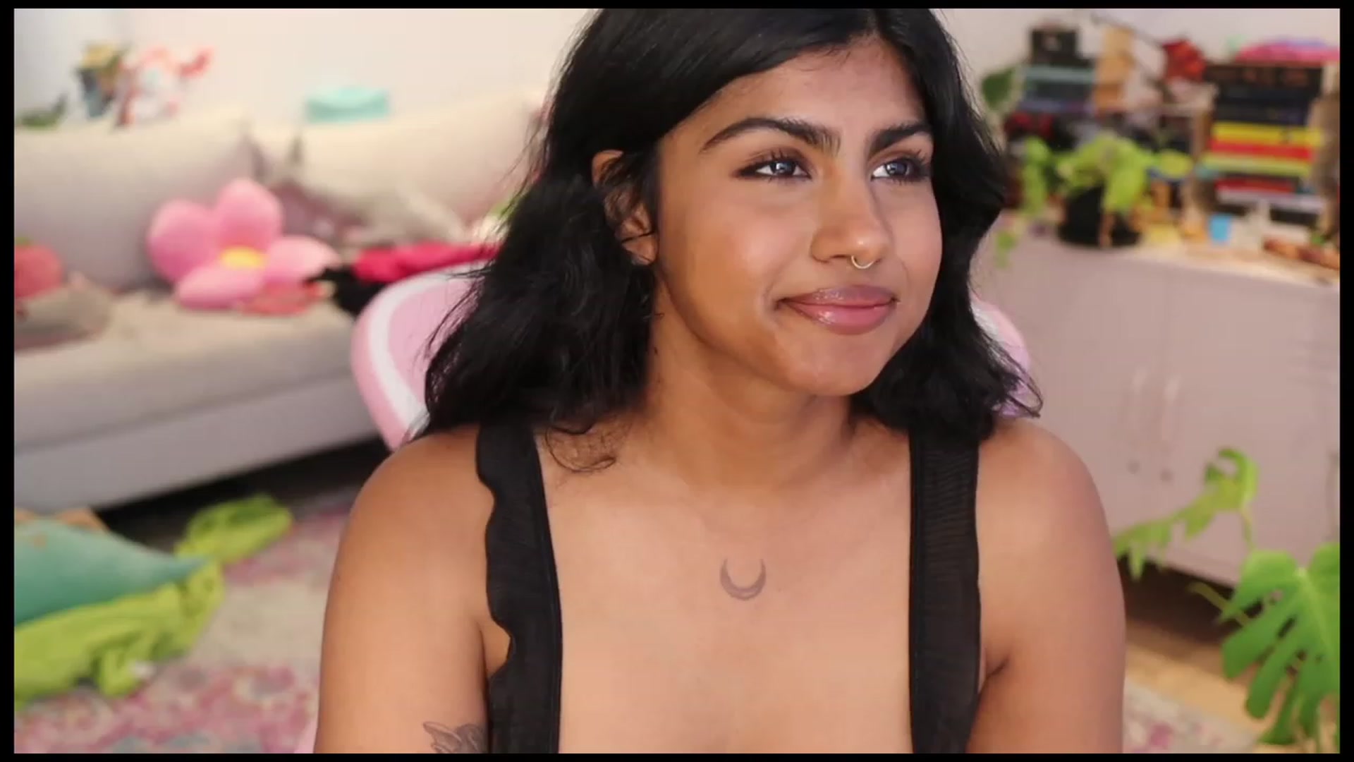Gallery image thumbnail from Katara_'s myfreecams stream on, 03/07/2024, 18:13 image 7 of 20