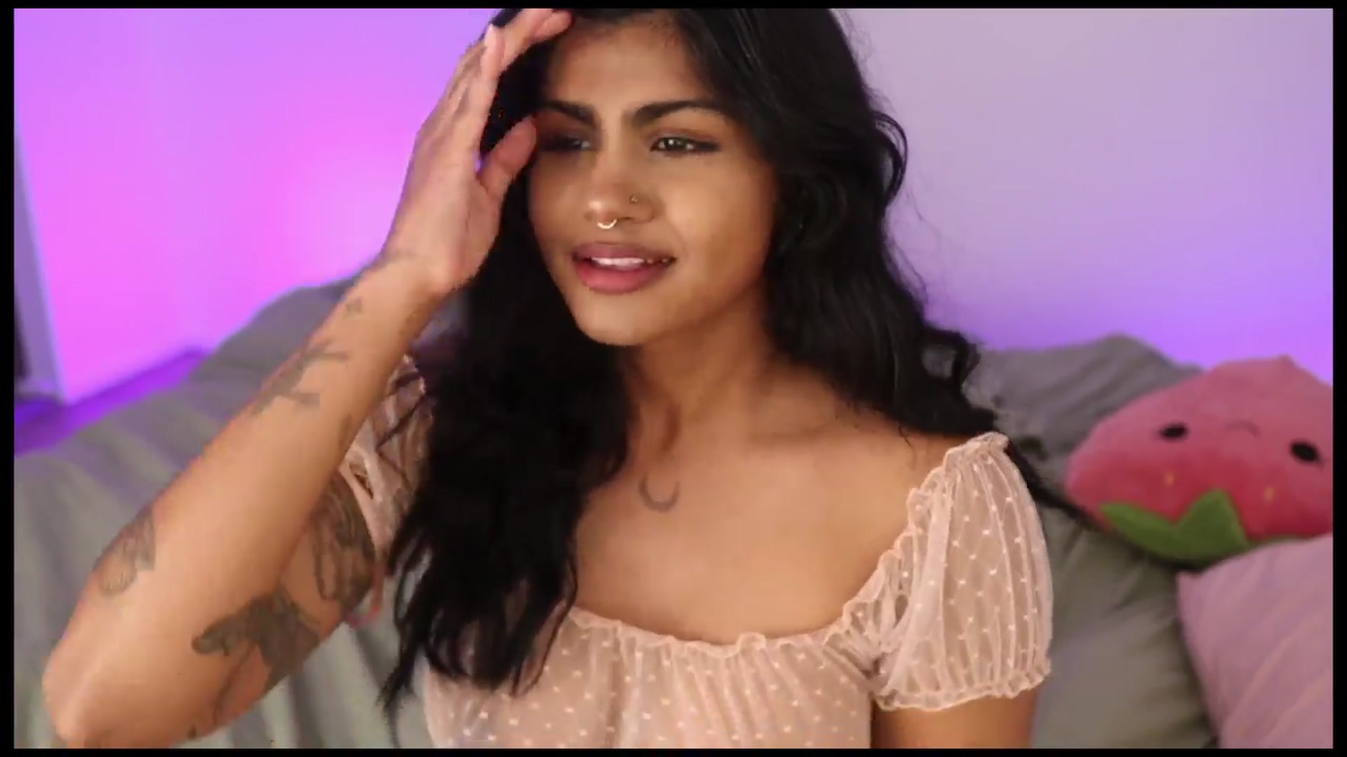 Gallery image thumbnail from Katara_'s myfreecams stream on, 03/21/2024, 17:45 image 5 of 20