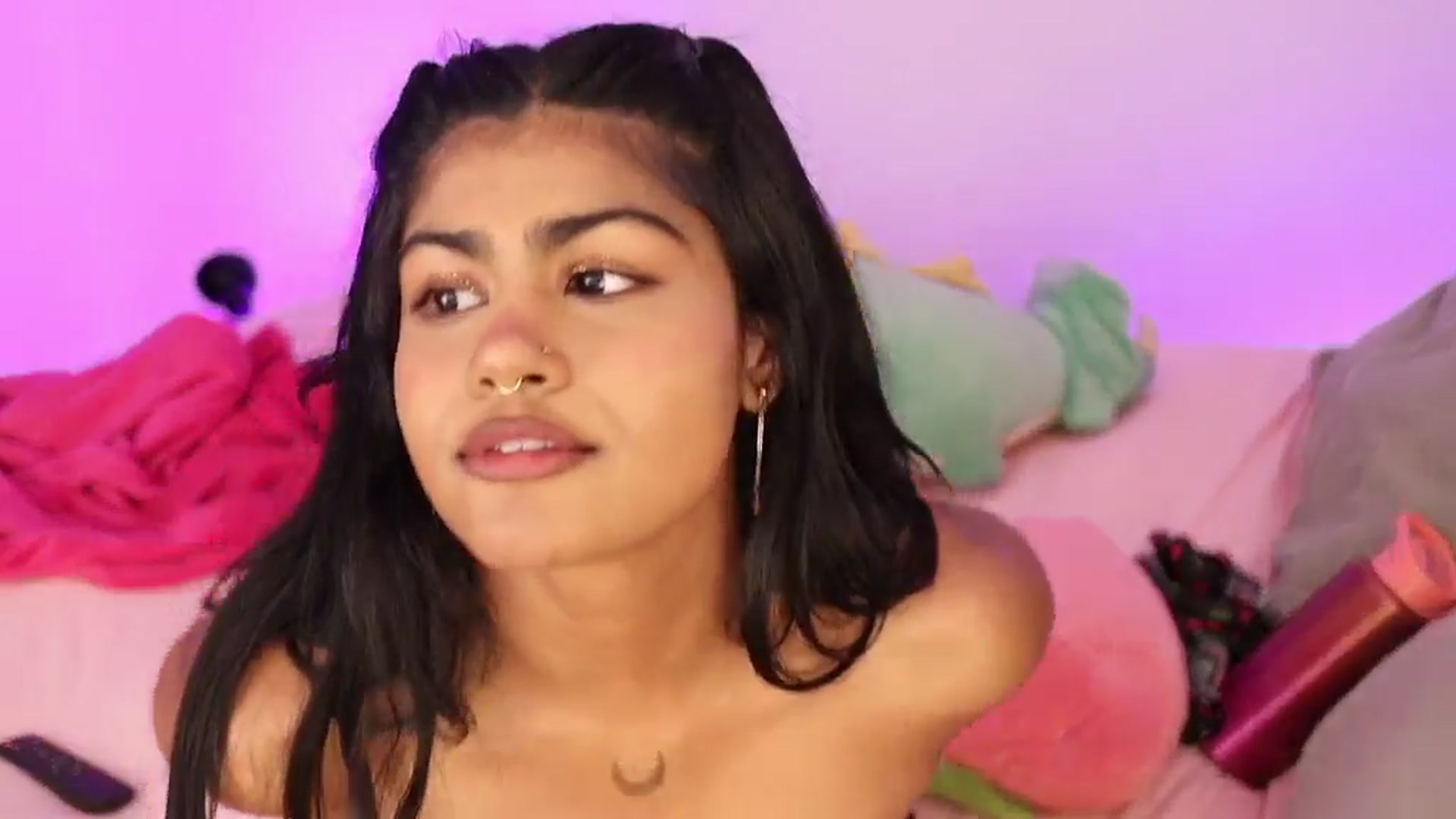 Gallery image thumbnail from Katara_'s myfreecams stream on, 04/09/2024, 17:41 image 6 of 20