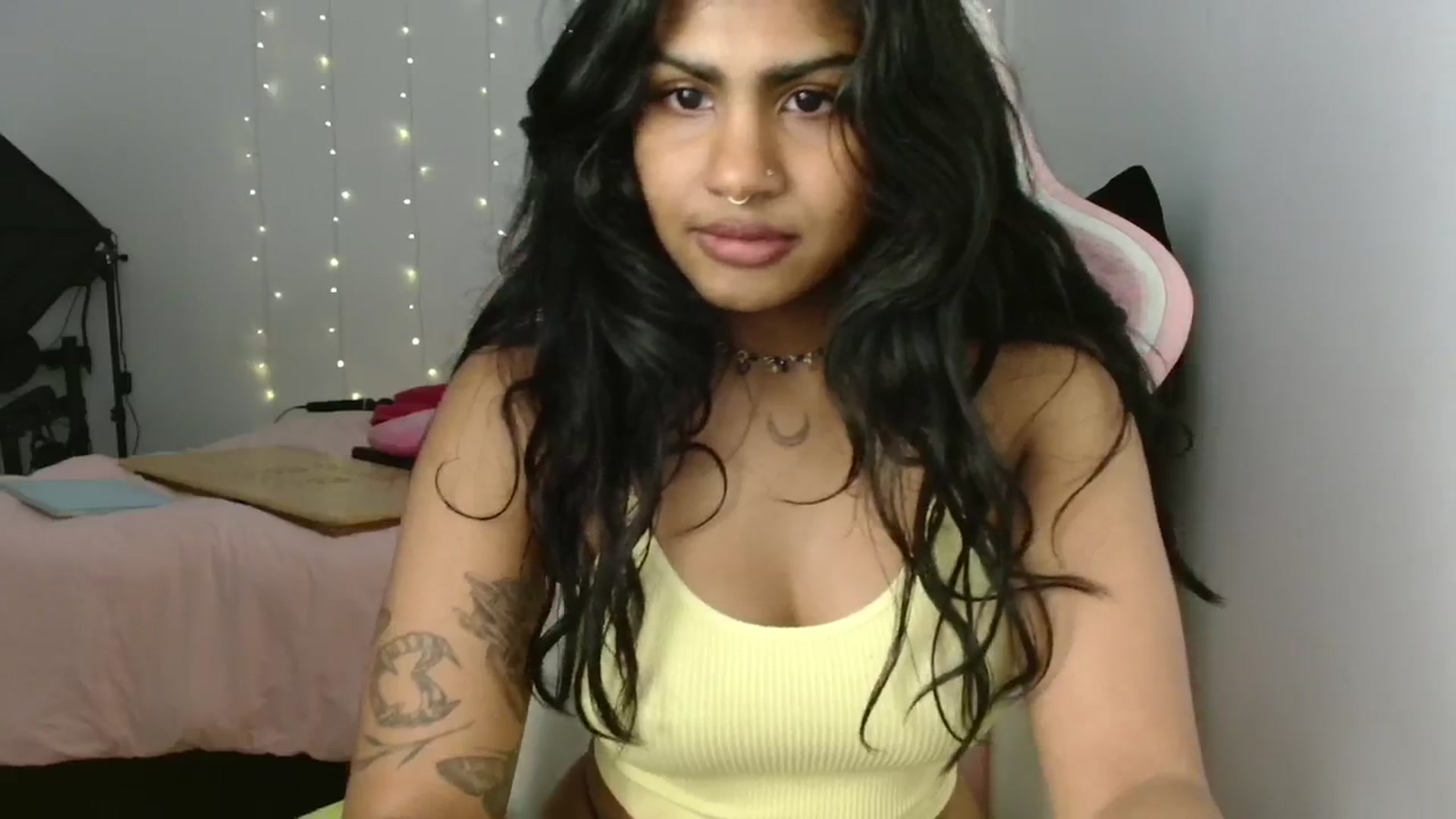 Gallery image thumbnail from Katara_'s myfreecams stream on, 05/12/2024, 11:43 image 15 of 20