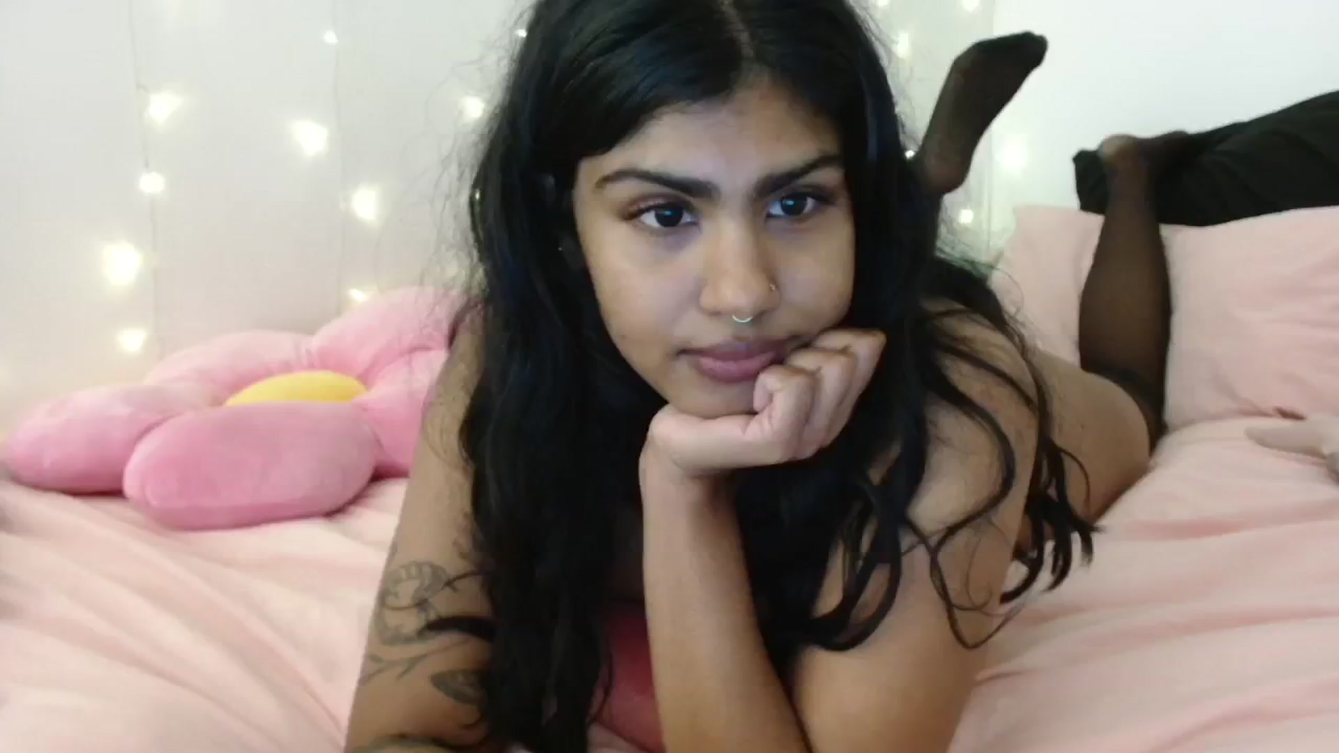 Gallery image thumbnail from Katara_'s myfreecams stream on, 05/12/2024, 17:03 image 1 of 20