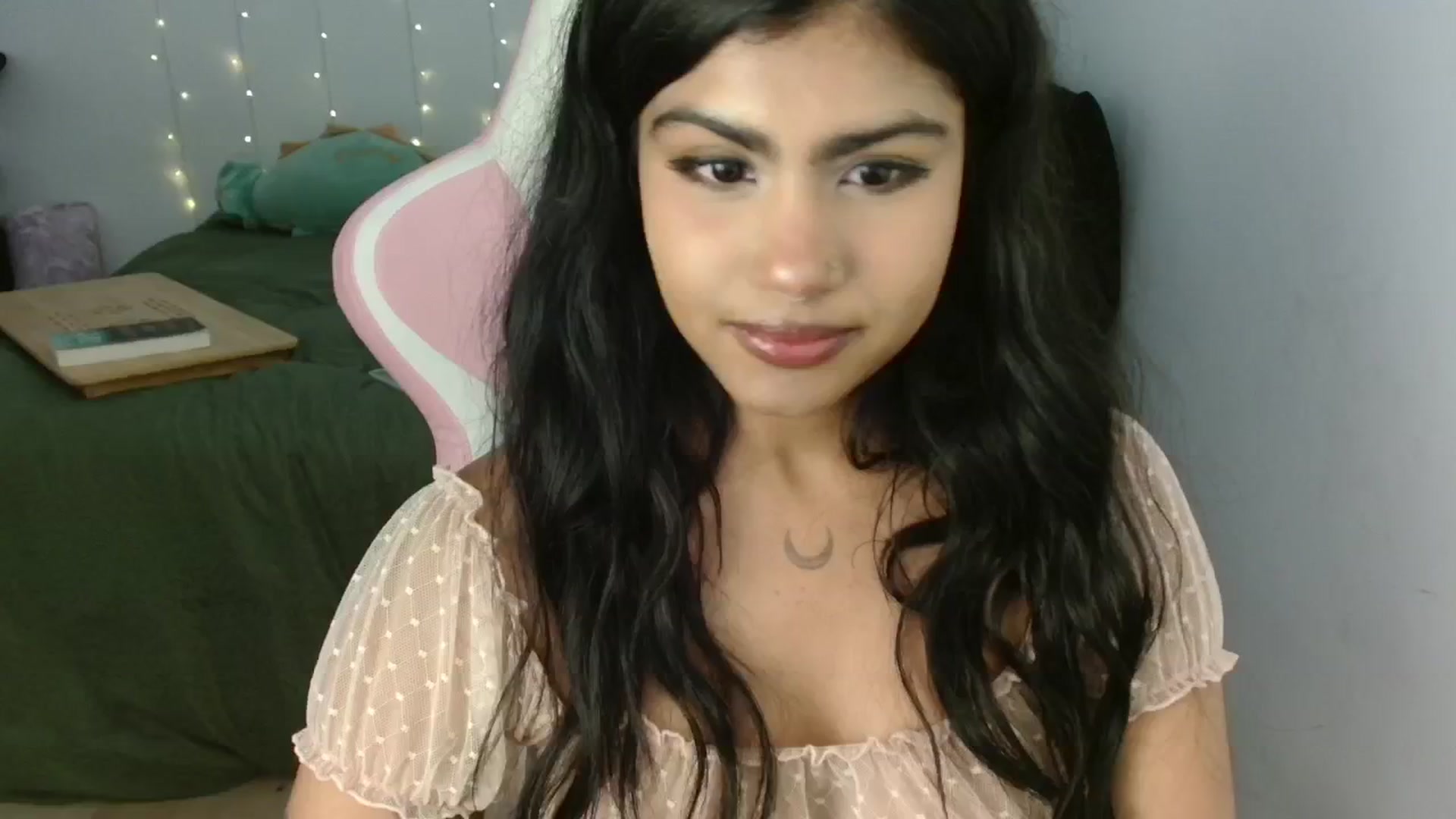 Gallery image thumbnail from Katara_'s myfreecams stream on, 06/04/2024, 11:12 image 1 of 20
