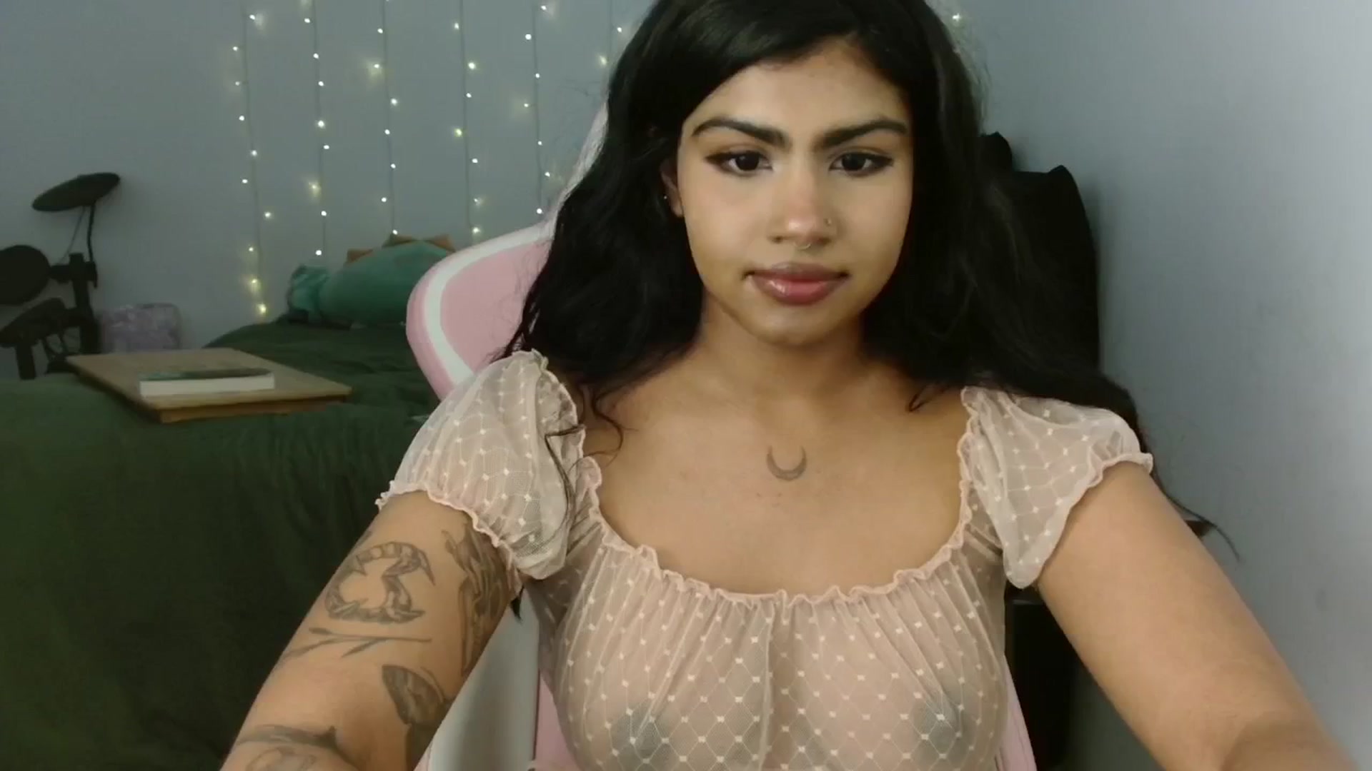 Gallery image thumbnail from Katara_'s myfreecams stream on, 06/04/2024, 11:35 image 2 of 20