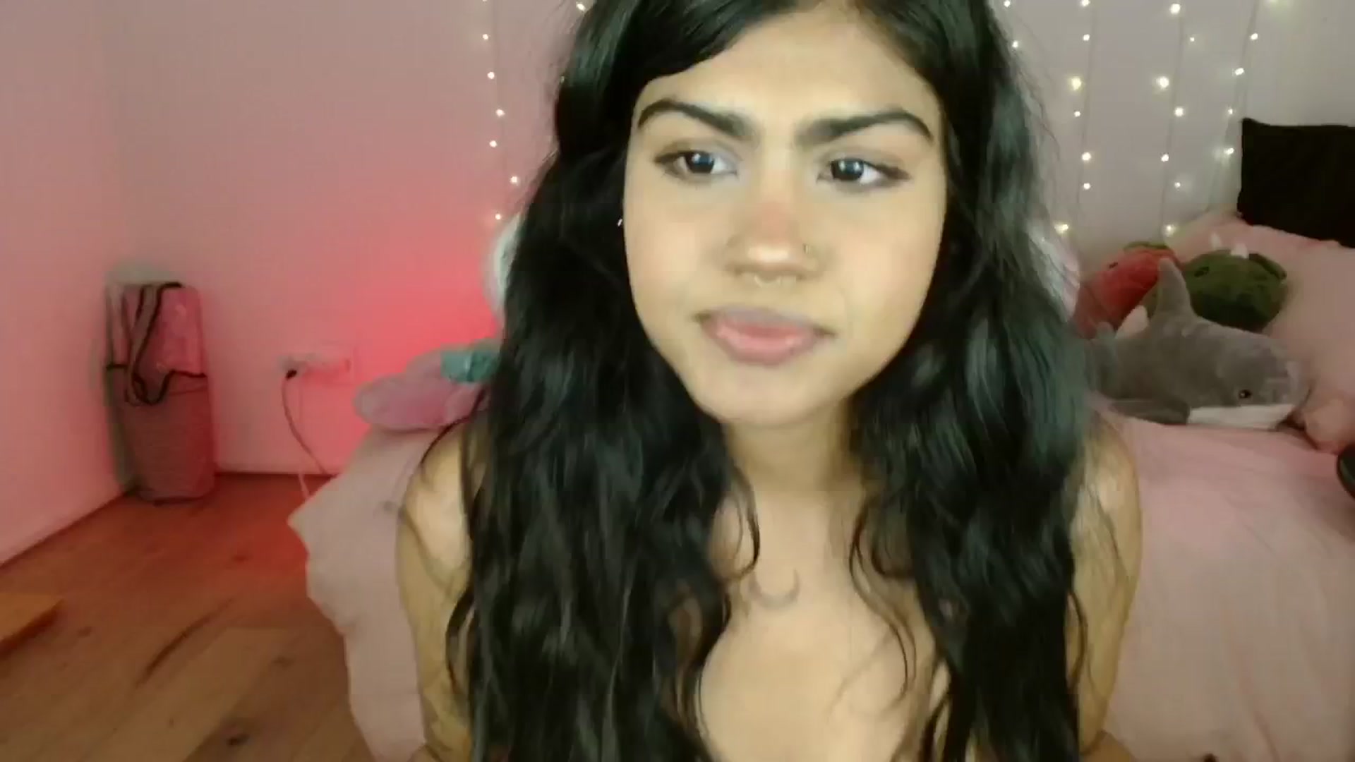 Gallery image thumbnail from Katara_'s myfreecams stream on, 06/20/2024, 08:27 image 14 of 20
