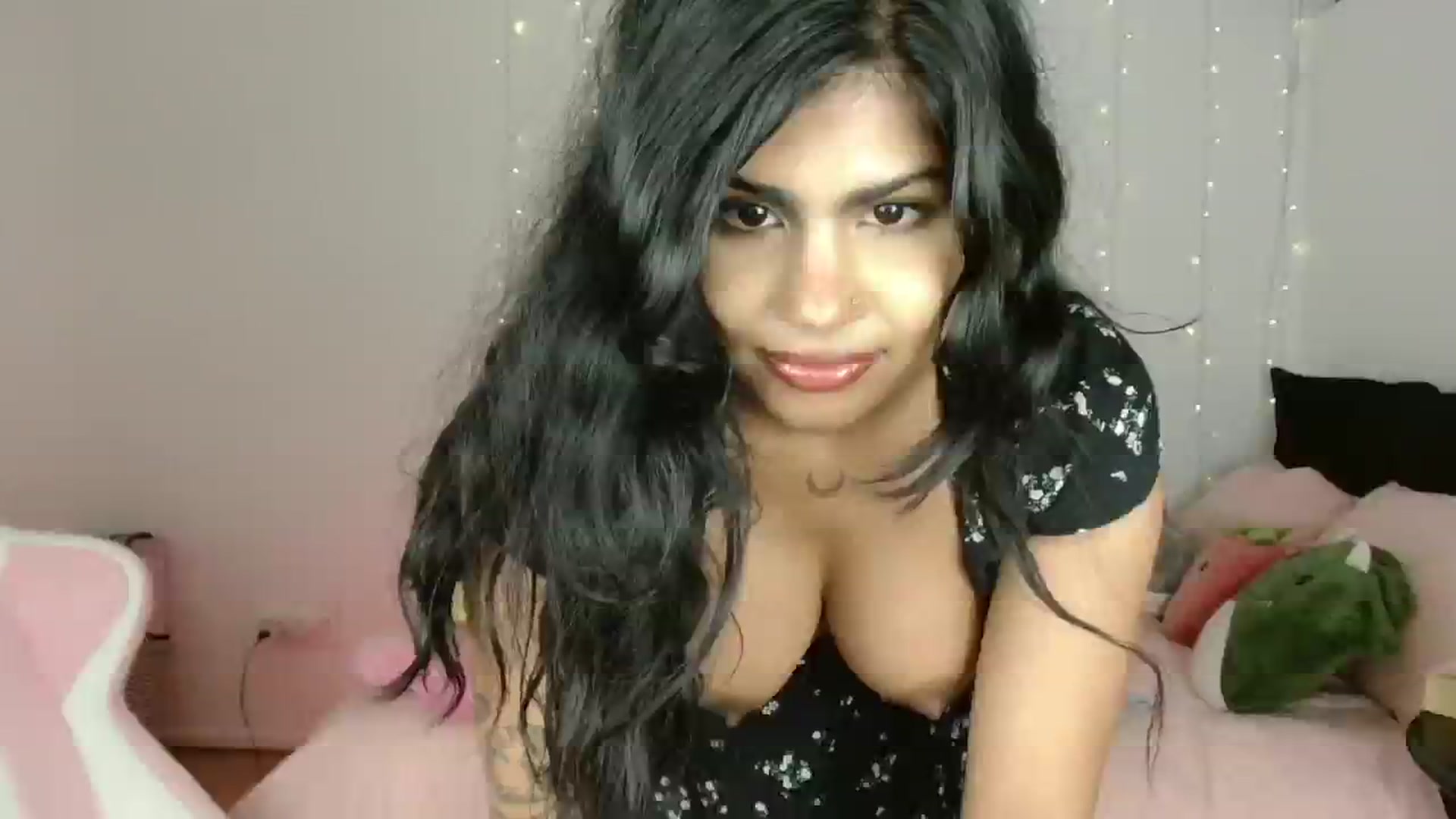 Gallery image thumbnail from Katara_'s myfreecams stream on, 06/21/2024, 12:54 image 9 of 20