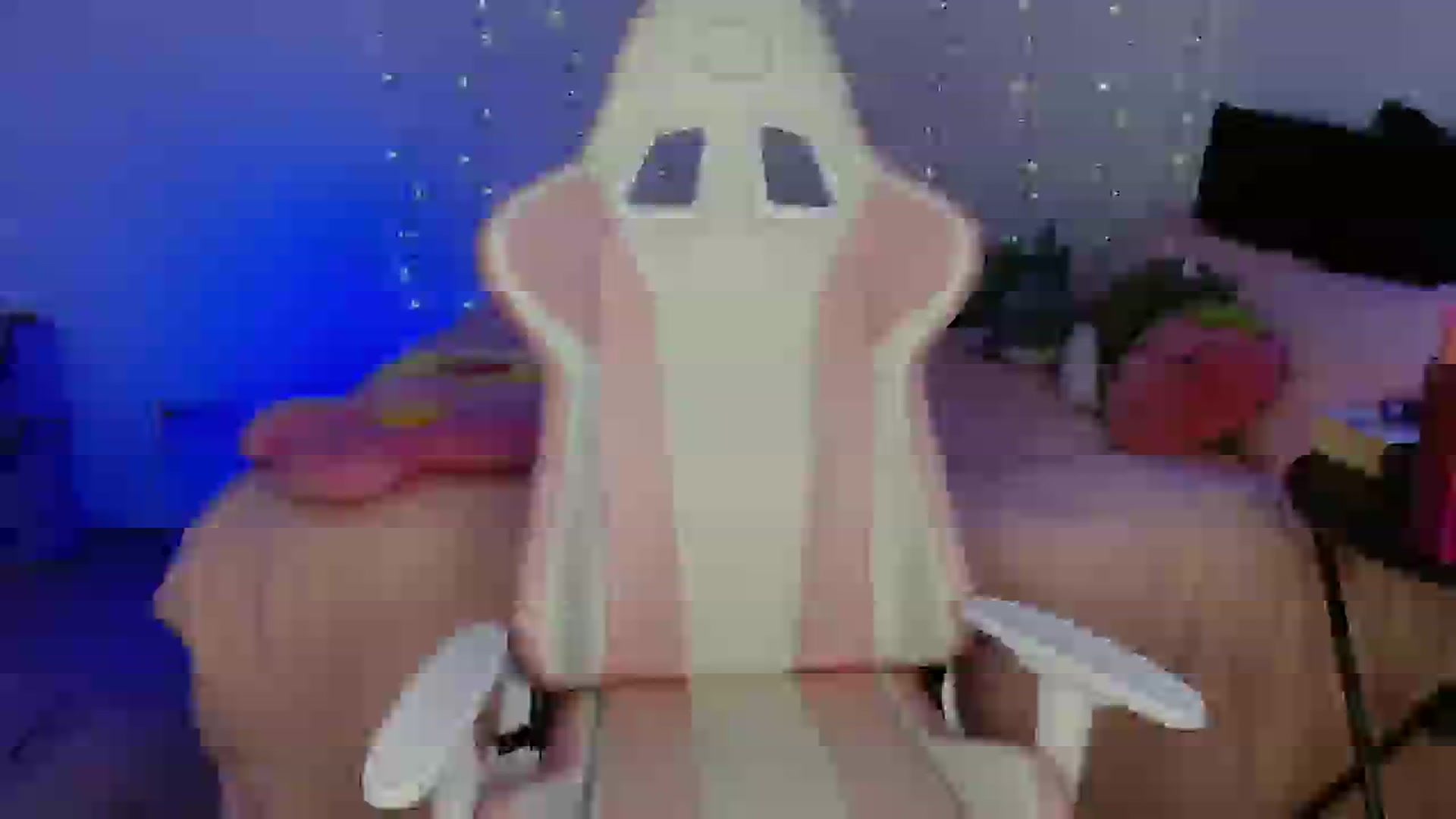 Gallery image thumbnail from Katara_'s myfreecams stream on, 06/26/2024, 08:03 image 8 of 20