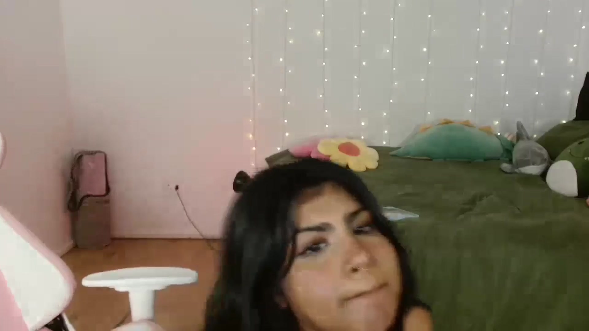 Gallery image thumbnail from Katara_'s myfreecams stream on, 07/15/2024, 09:31 image 12 of 20
