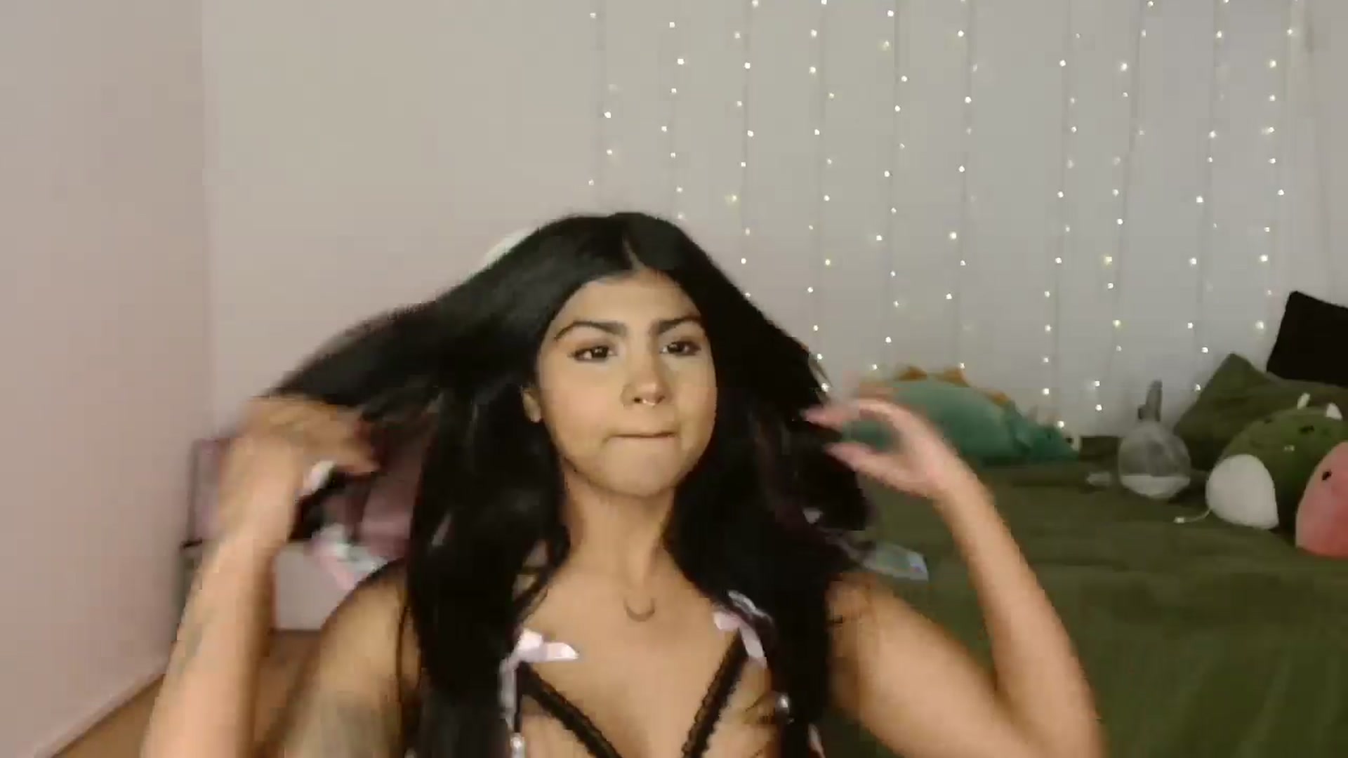 Gallery image thumbnail from Katara_'s myfreecams stream on, 07/24/2024, 11:06 image 12 of 20