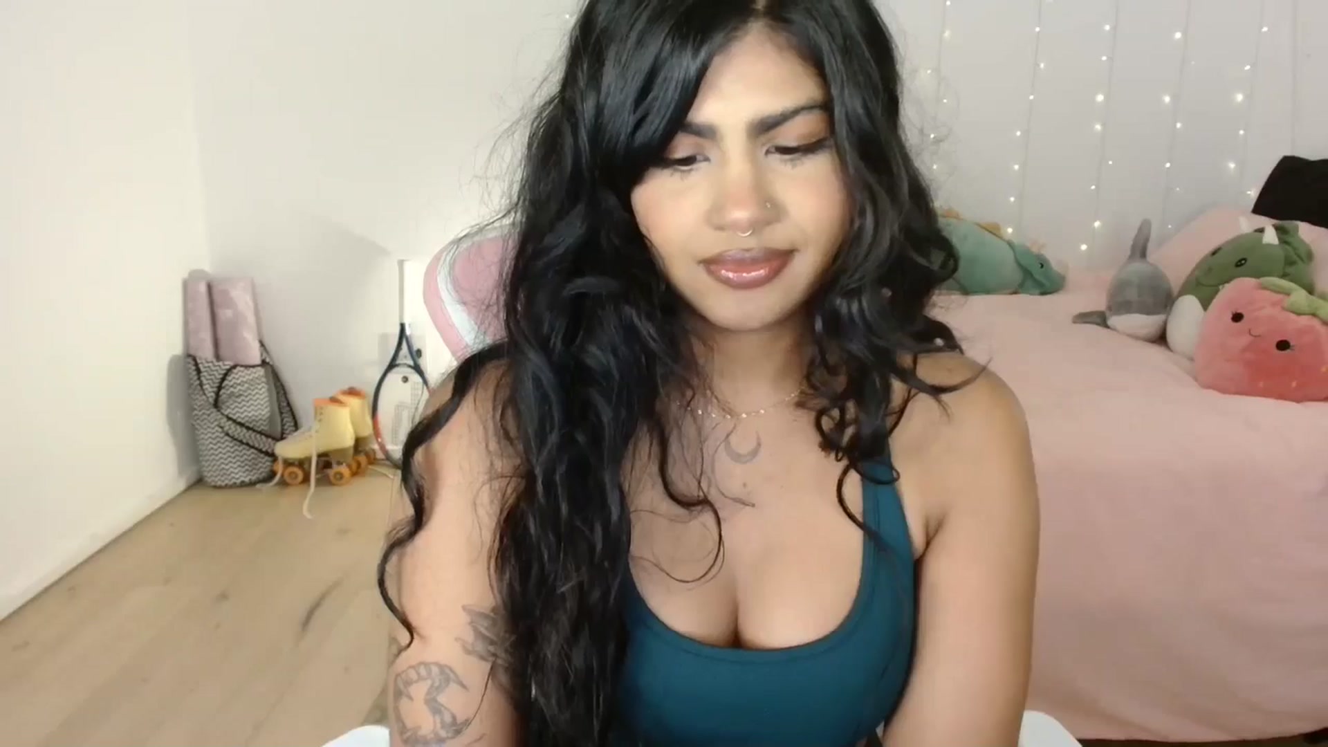 Gallery image thumbnail from Katara_'s myfreecams stream on, 09/04/2024, 11:50 image 20 of 20