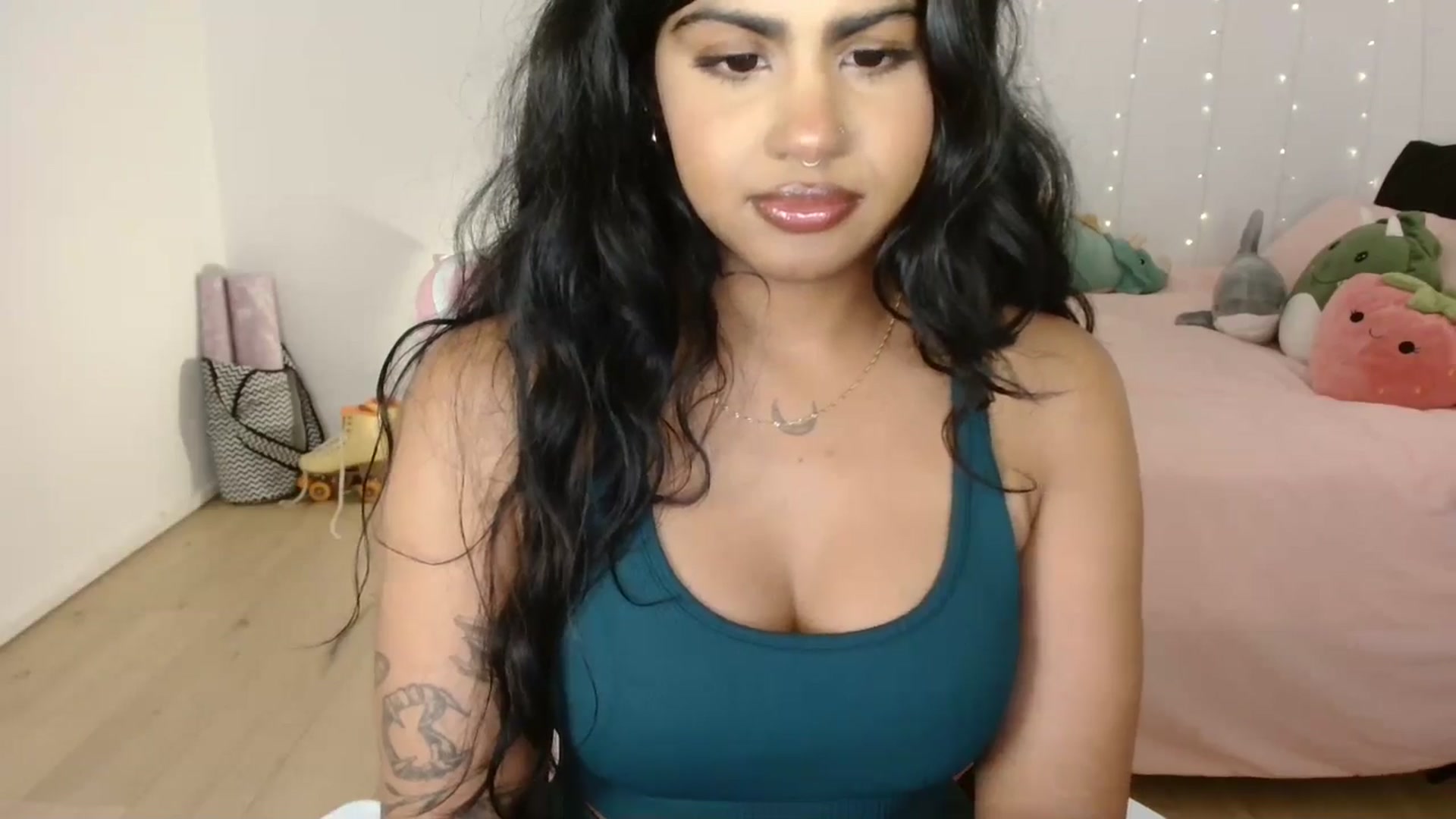 Gallery image thumbnail from Katara_'s myfreecams stream on, 09/04/2024, 14:23 image 5 of 20
