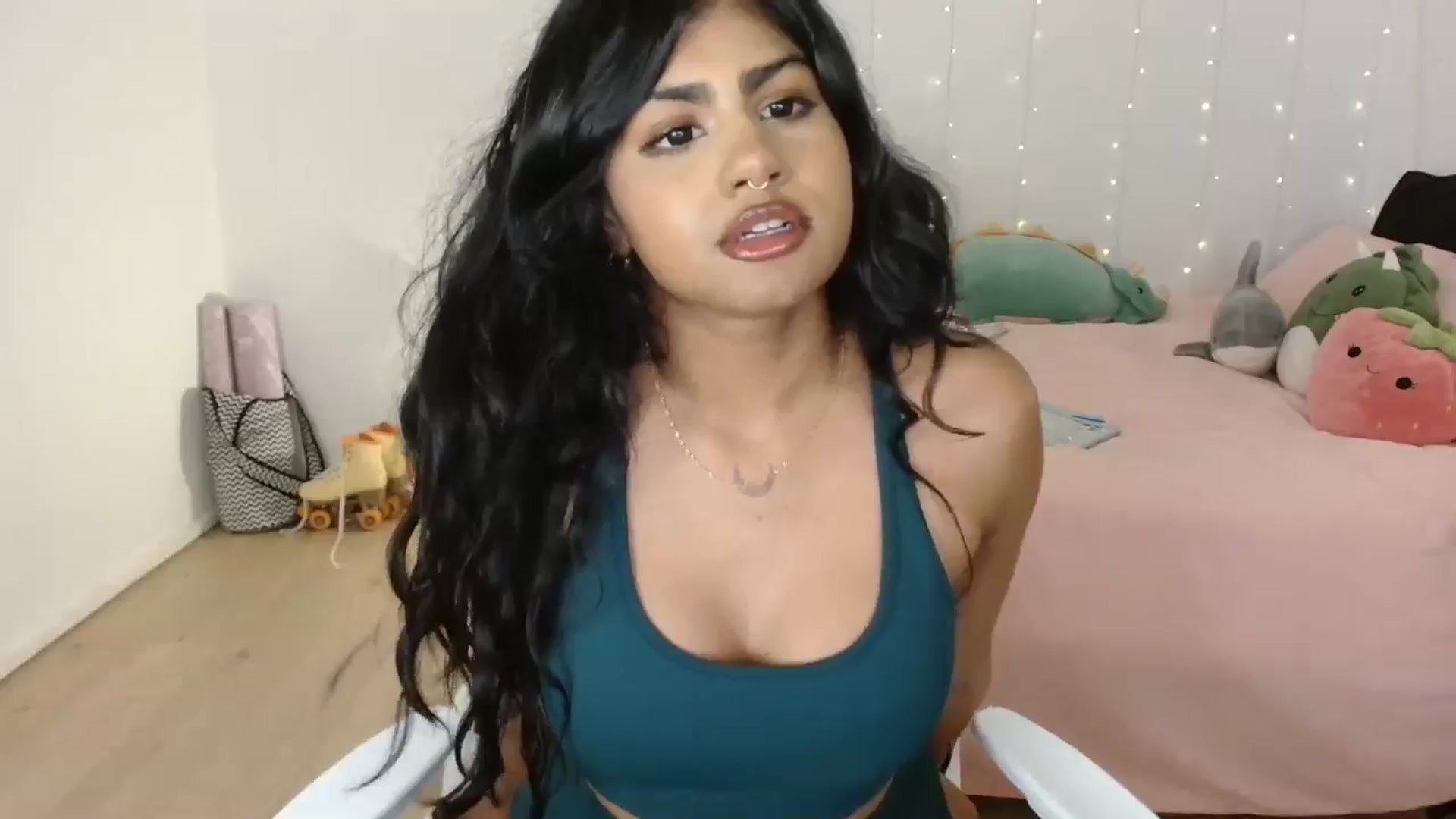 Gallery image thumbnail from Katara_'s myfreecams stream on, 09/04/2024, 14:23 image 6 of 20