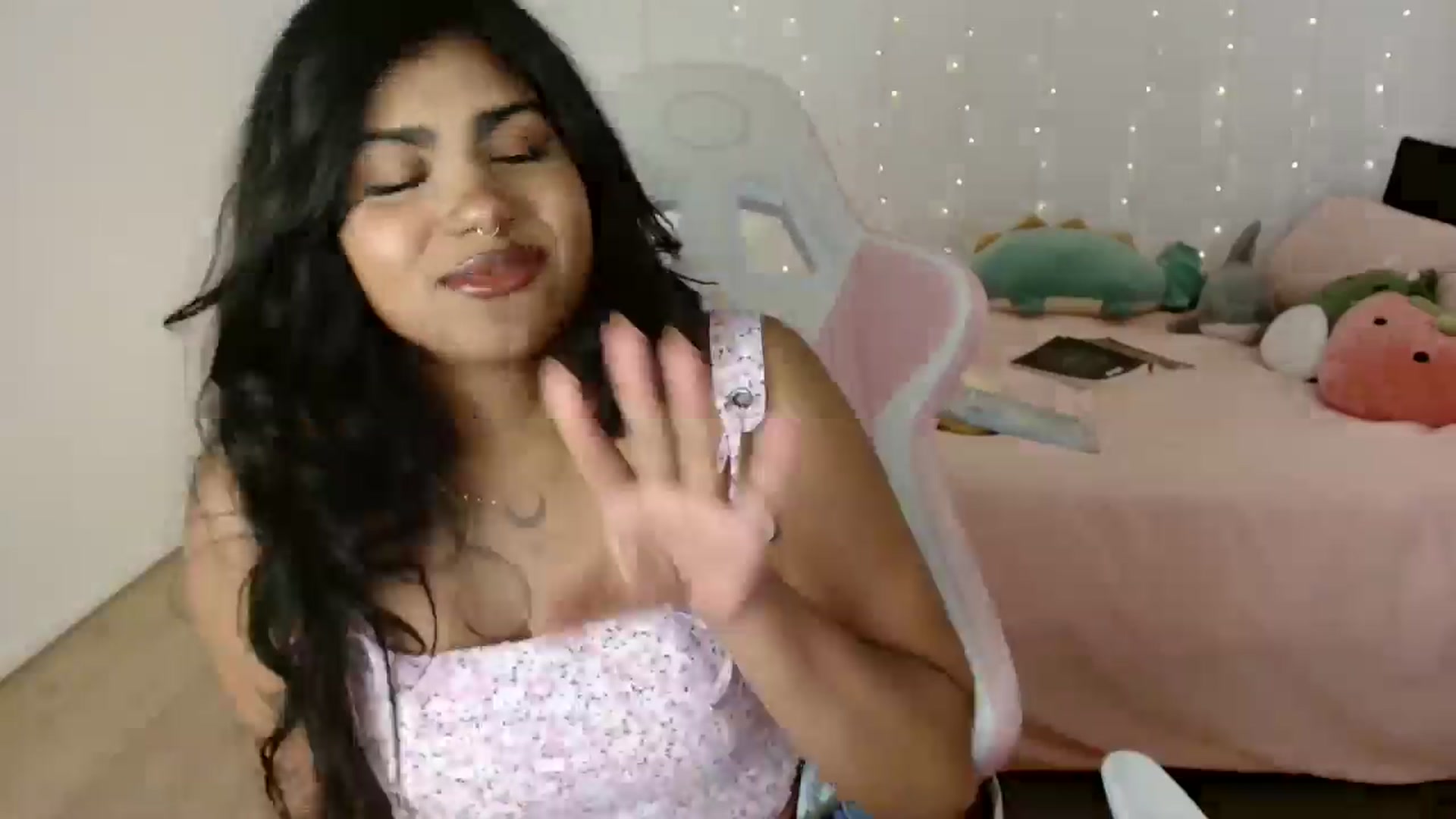 Gallery image thumbnail from Katara_'s myfreecams stream on, 09/18/2024, 15:27 image 19 of 20
