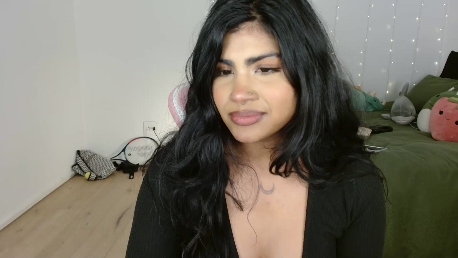 Gallery image thumbnail from Katara_'s myfreecams stream on, 10/02/2024, 09:40 image 12 of 20