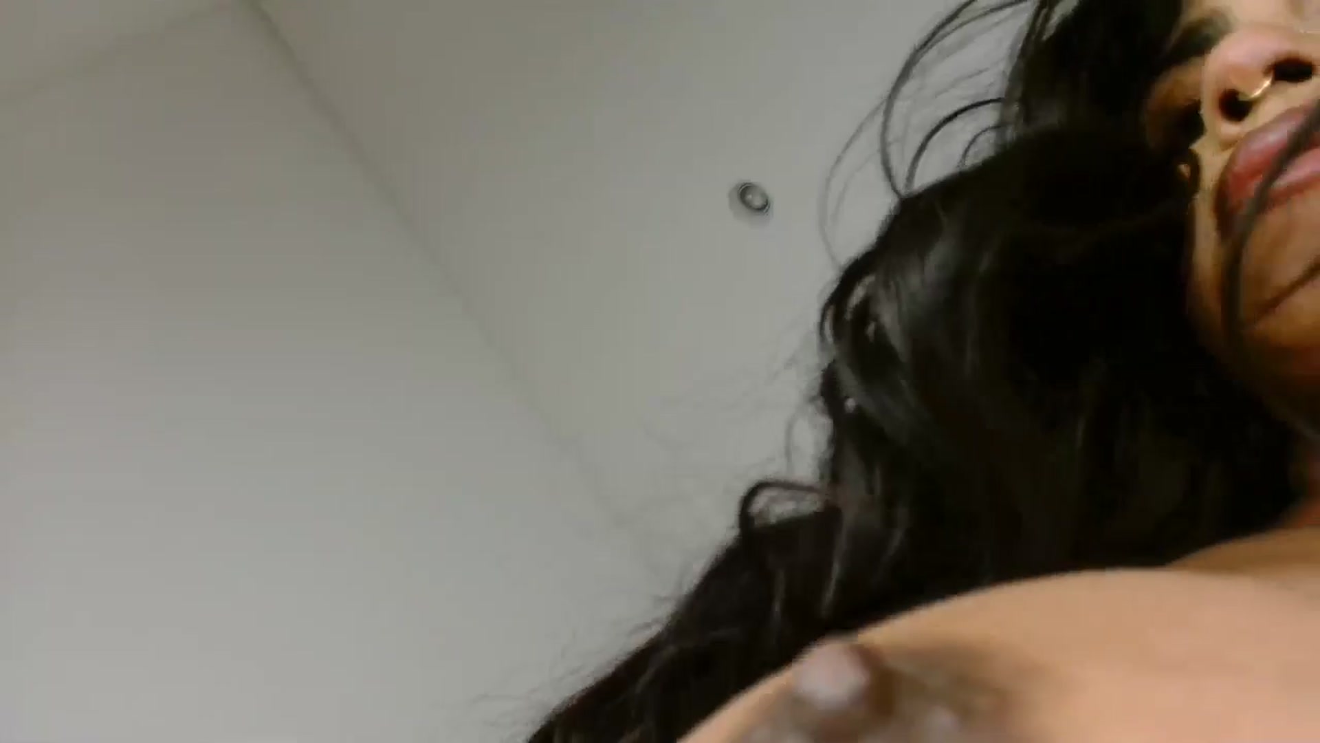 Gallery image thumbnail from Katara_'s myfreecams stream on, 10/03/2024, 14:56 image 13 of 20