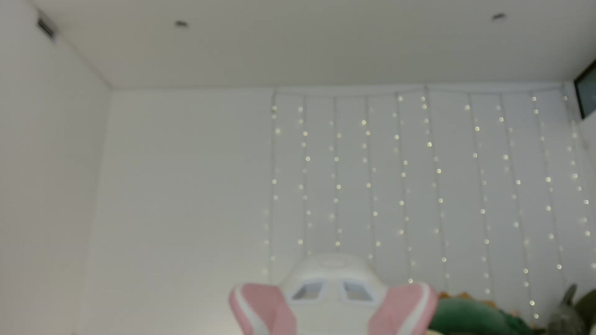 Gallery image thumbnail from Katara_'s myfreecams stream on, 10/09/2024, 13:24 image 6 of 20