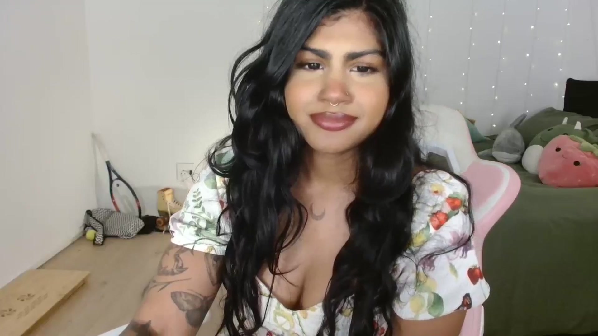 Gallery image thumbnail from Katara_'s myfreecams stream on, 10/11/2024, 11:17 image 20 of 20