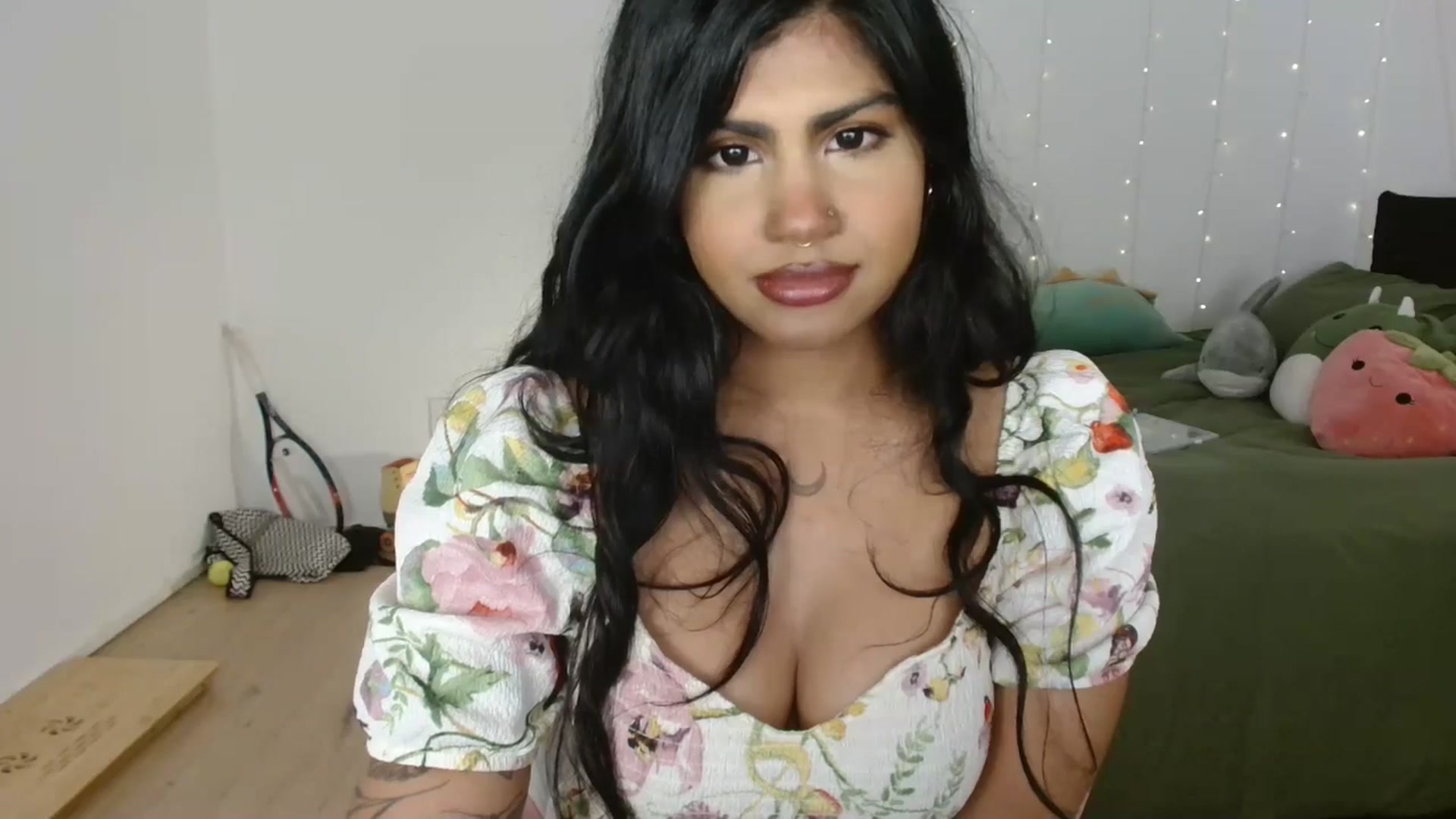 Gallery image thumbnail from Katara_'s myfreecams stream on, 10/11/2024, 11:17 image 10 of 20