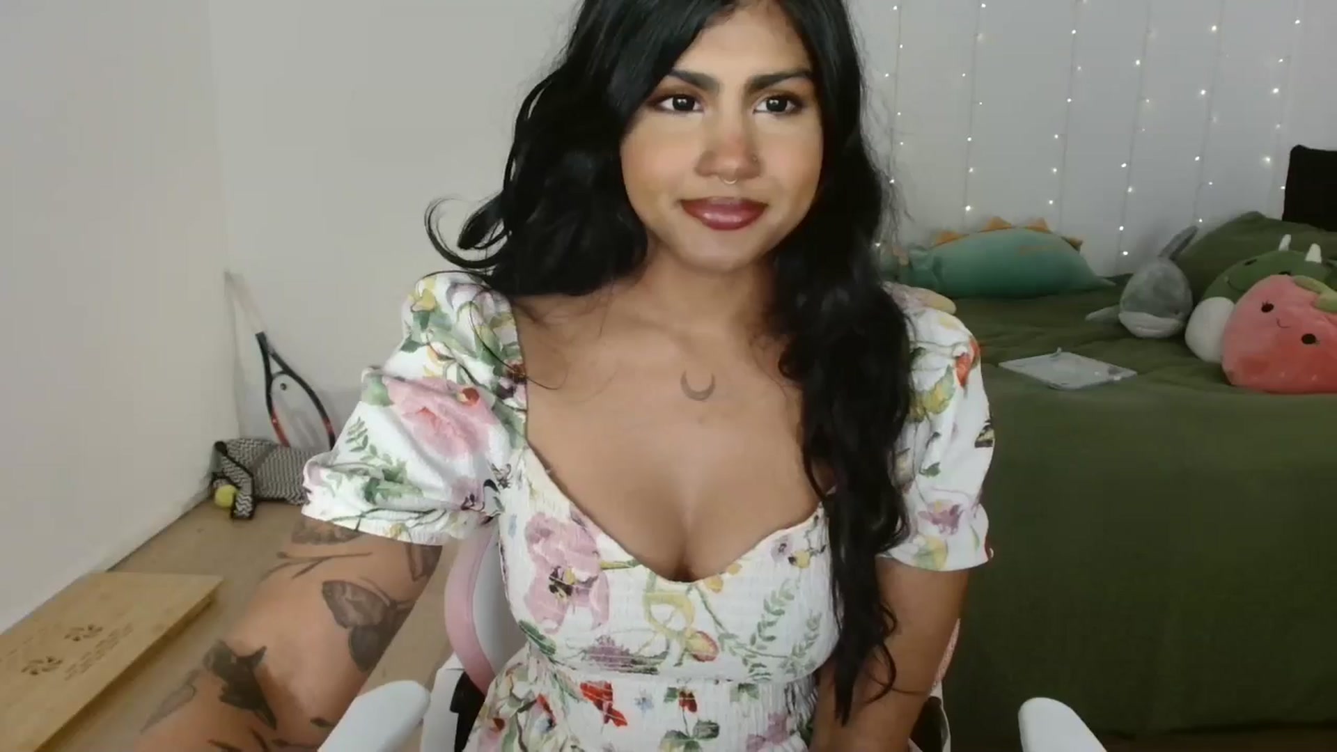 Gallery image thumbnail from Katara_'s myfreecams stream on, 10/11/2024, 11:17 image 2 of 20