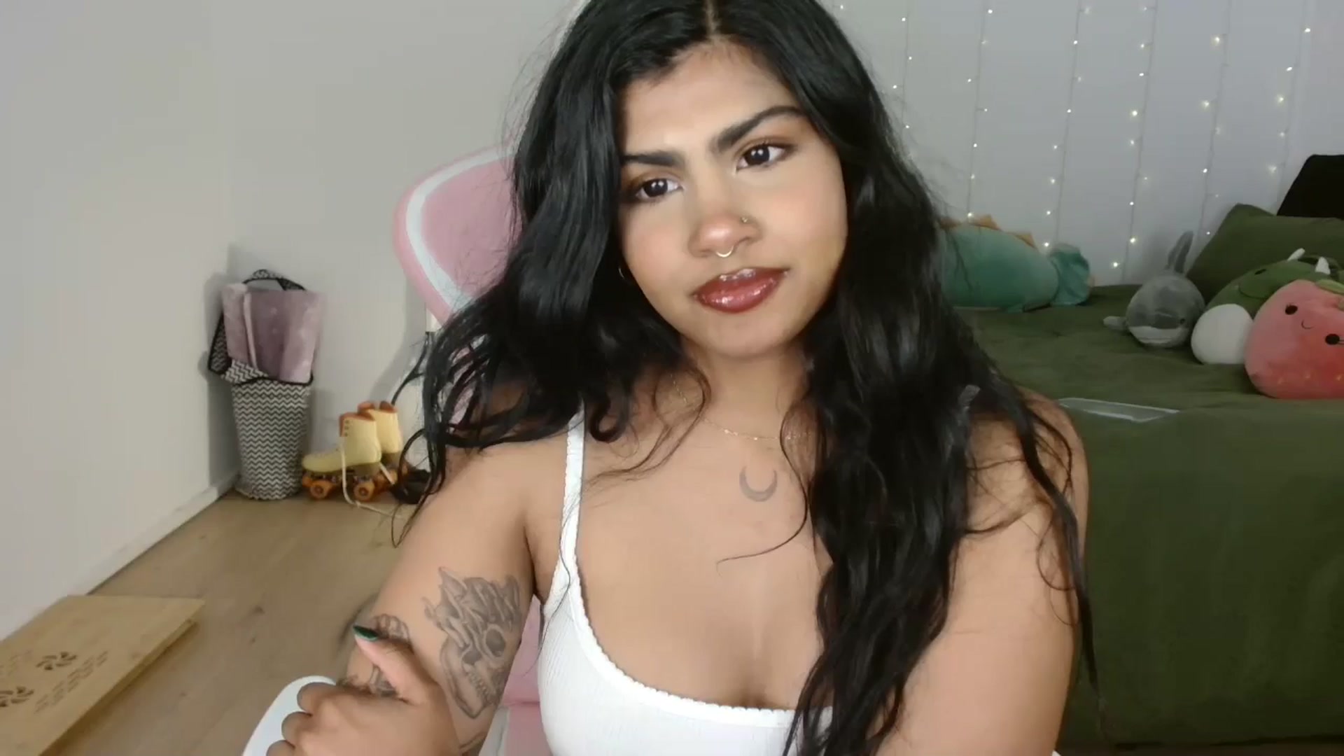 Gallery image thumbnail from Katara_'s myfreecams stream on, 10/22/2024, 08:56 image 6 of 20