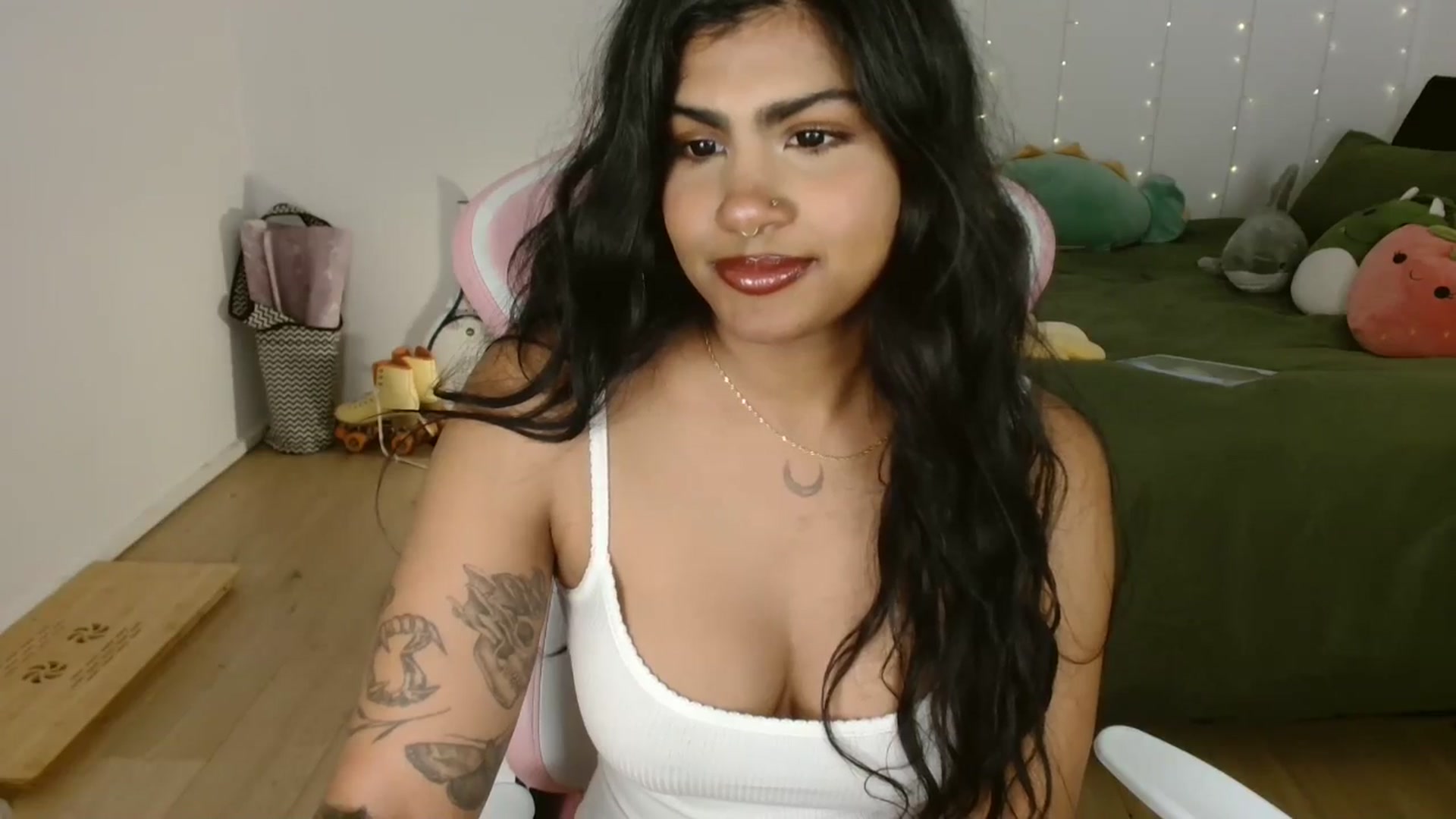 Gallery image thumbnail from Katara_'s myfreecams stream on, 10/22/2024, 08:56 image 19 of 20