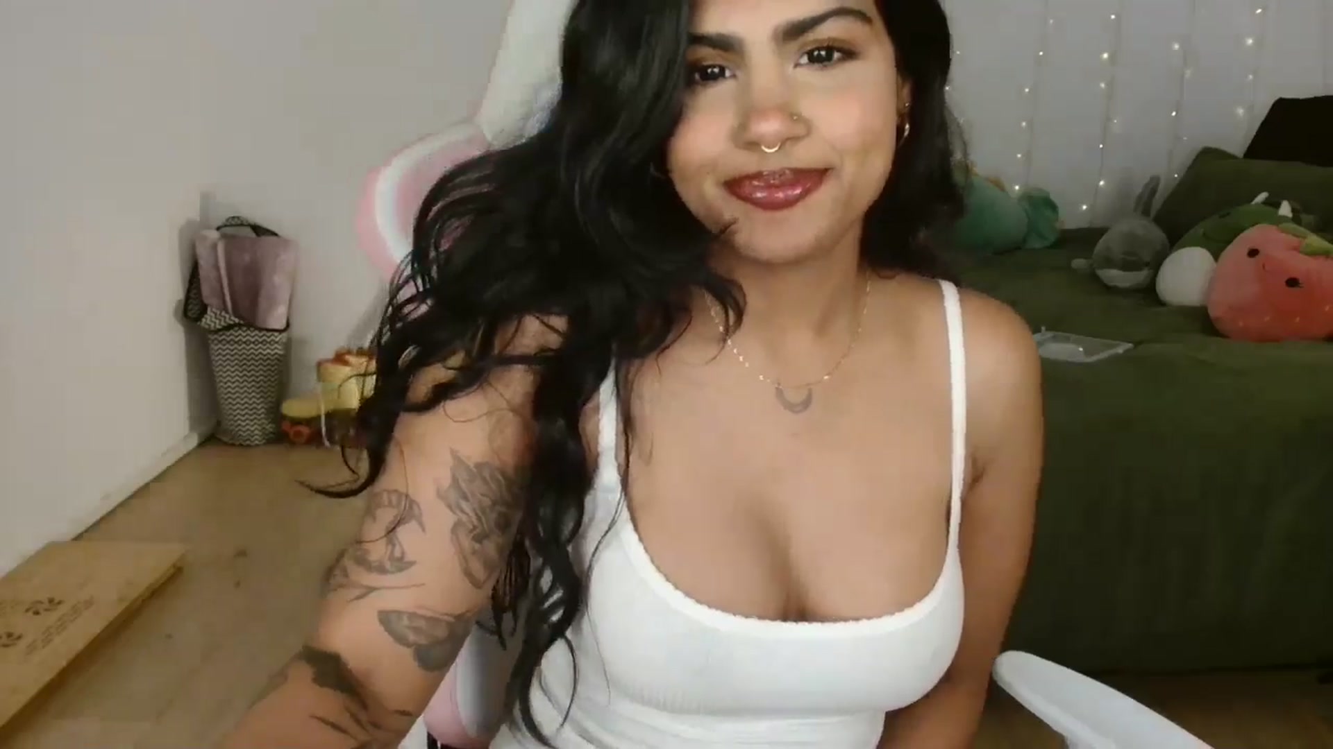 Gallery image thumbnail from Katara_'s myfreecams stream on, 10/22/2024, 13:11 image 14 of 20