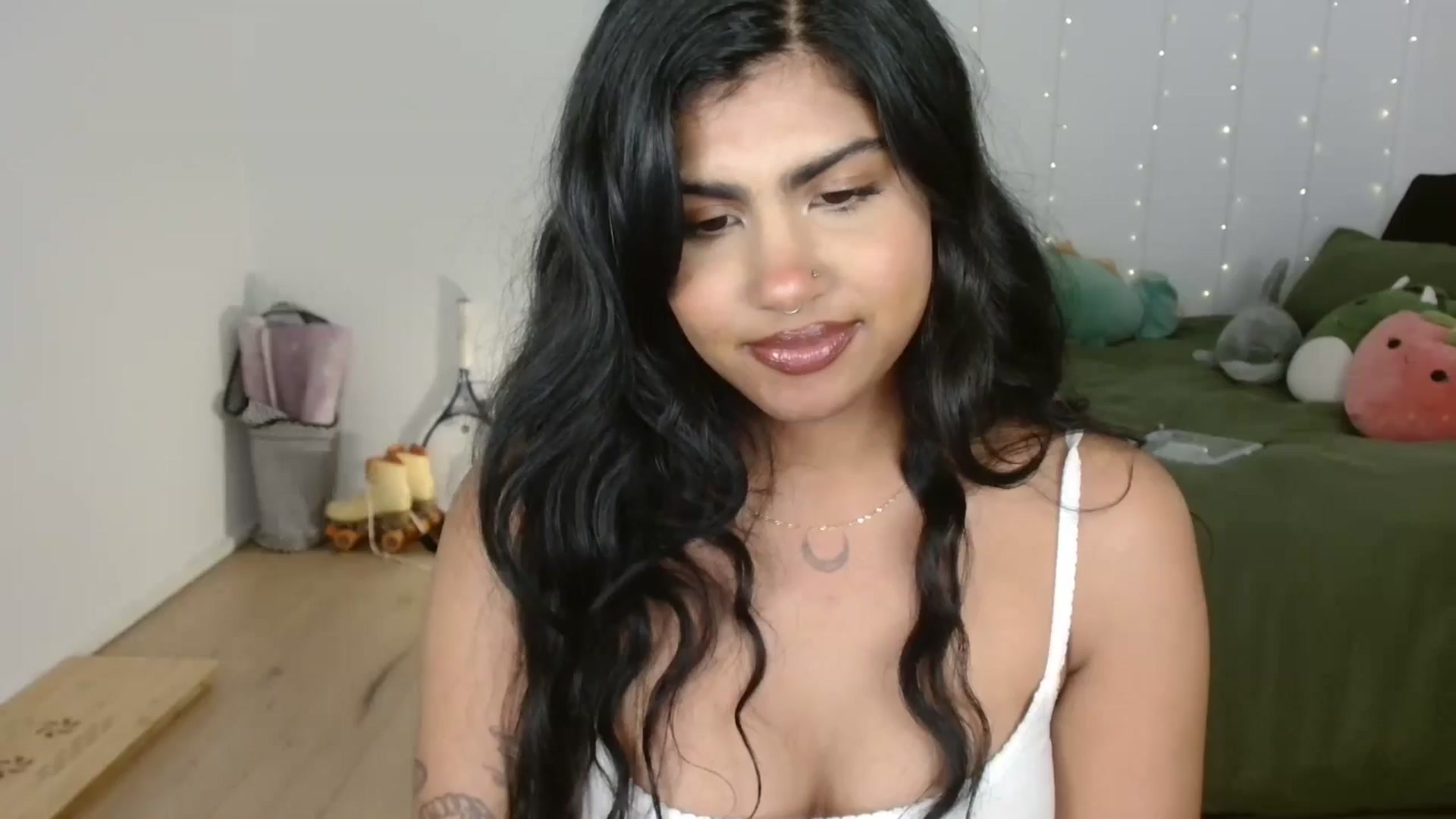 Gallery image thumbnail from Katara_'s myfreecams stream on, 10/22/2024, 14:06 image 13 of 20
