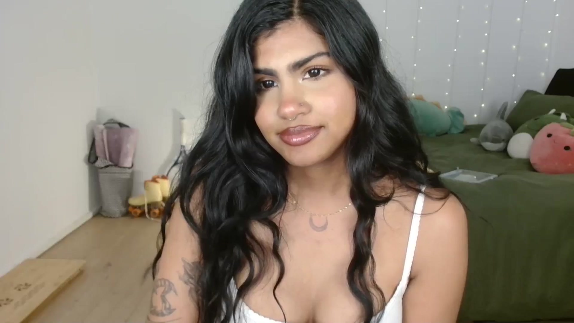 Gallery image thumbnail from Katara_'s myfreecams stream on, 10/22/2024, 14:06 image 17 of 20