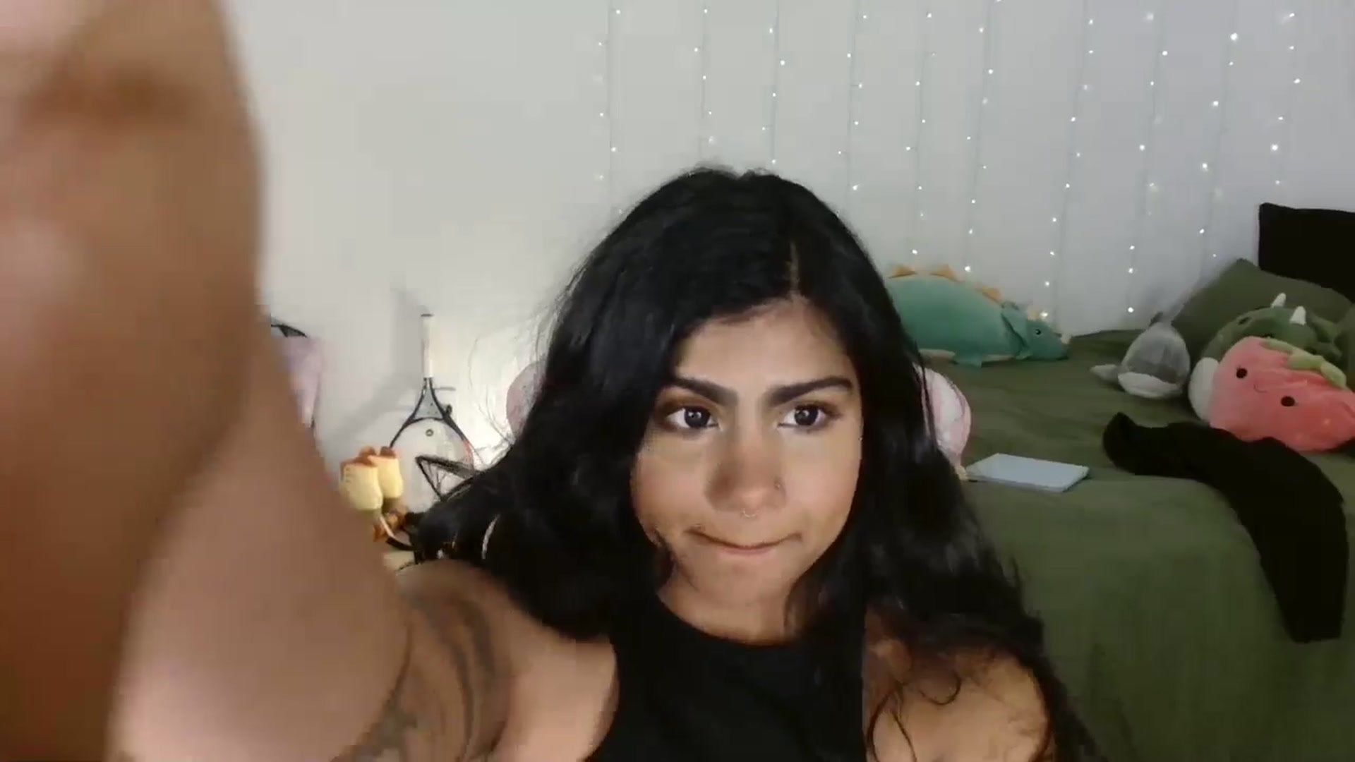 Gallery image thumbnail from Katara_'s myfreecams stream on, 10/23/2024, 13:27 image 16 of 20