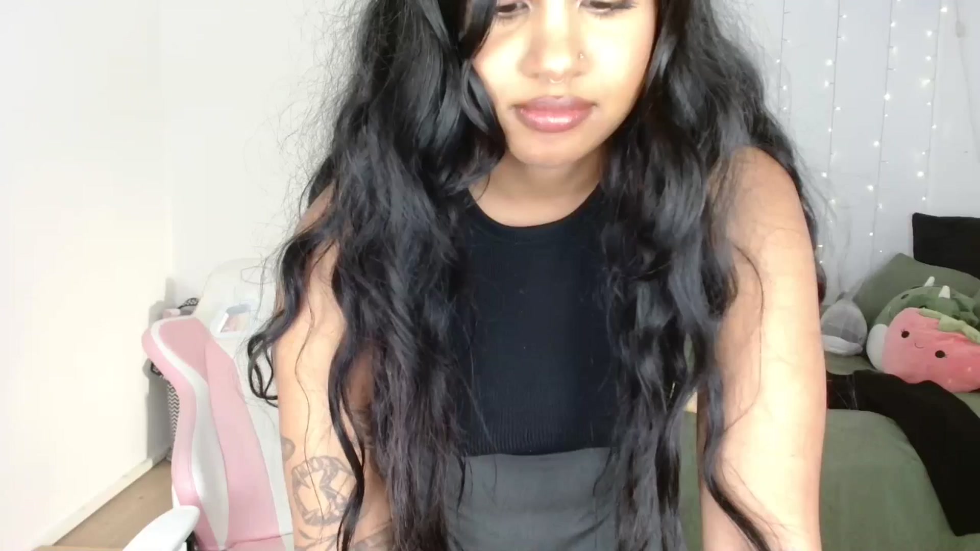 Gallery image thumbnail from Katara_'s myfreecams stream on, 10/23/2024, 13:27 image 1 of 20