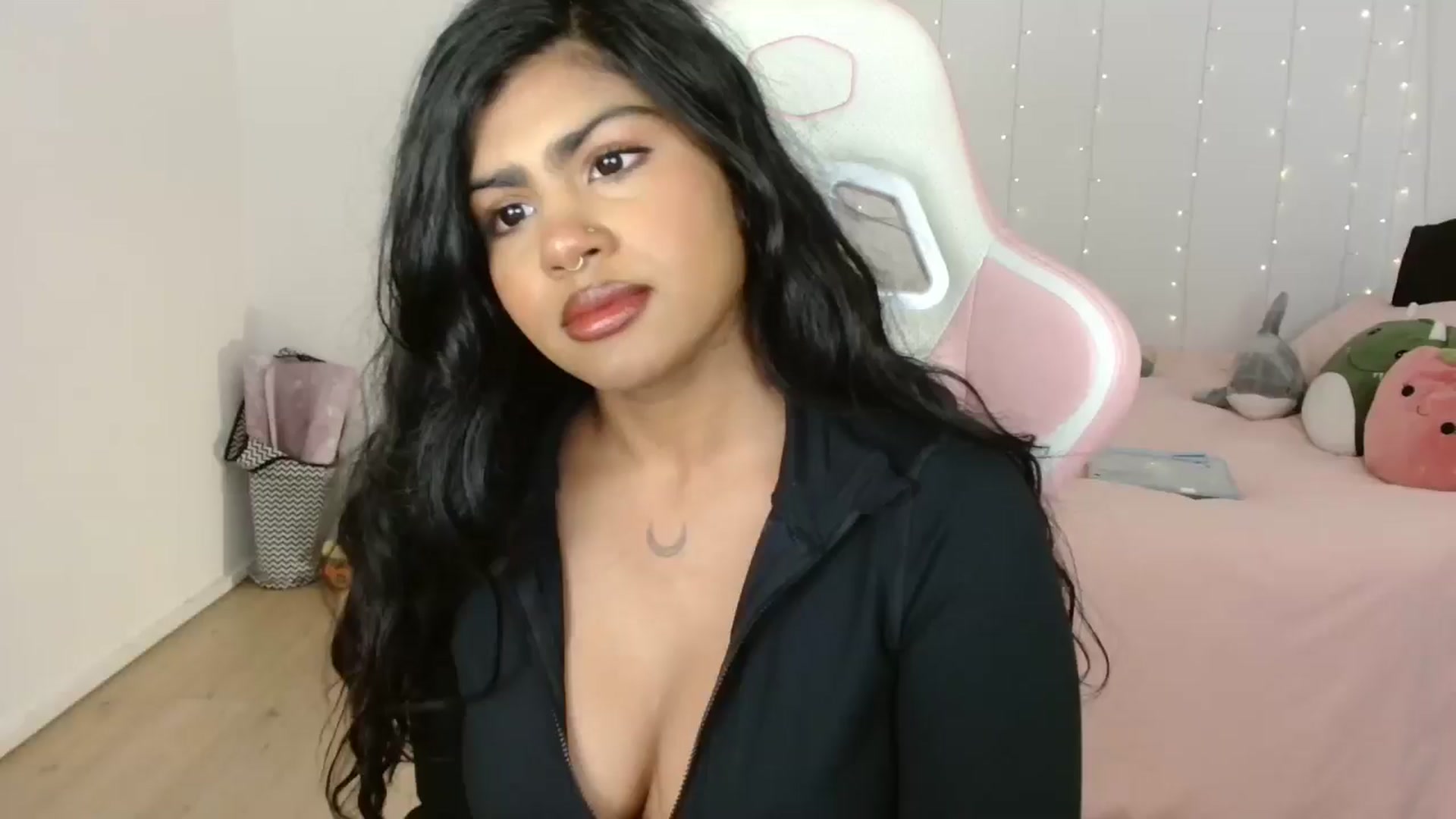 Gallery image thumbnail from Katara_'s myfreecams stream on, 11/08/2024, 09:51 image 8 of 20