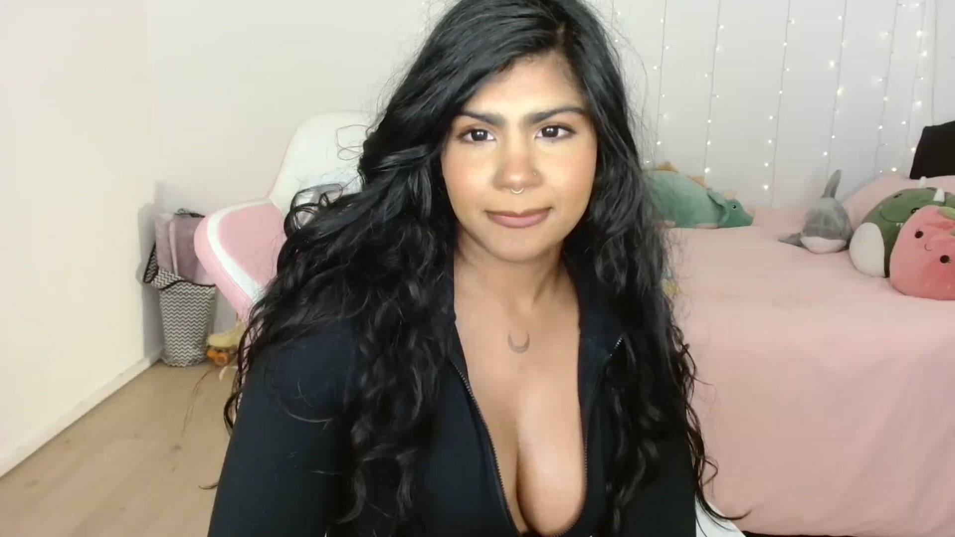 Gallery image thumbnail from Katara_'s myfreecams stream on, 11/08/2024, 11:59 image 14 of 20