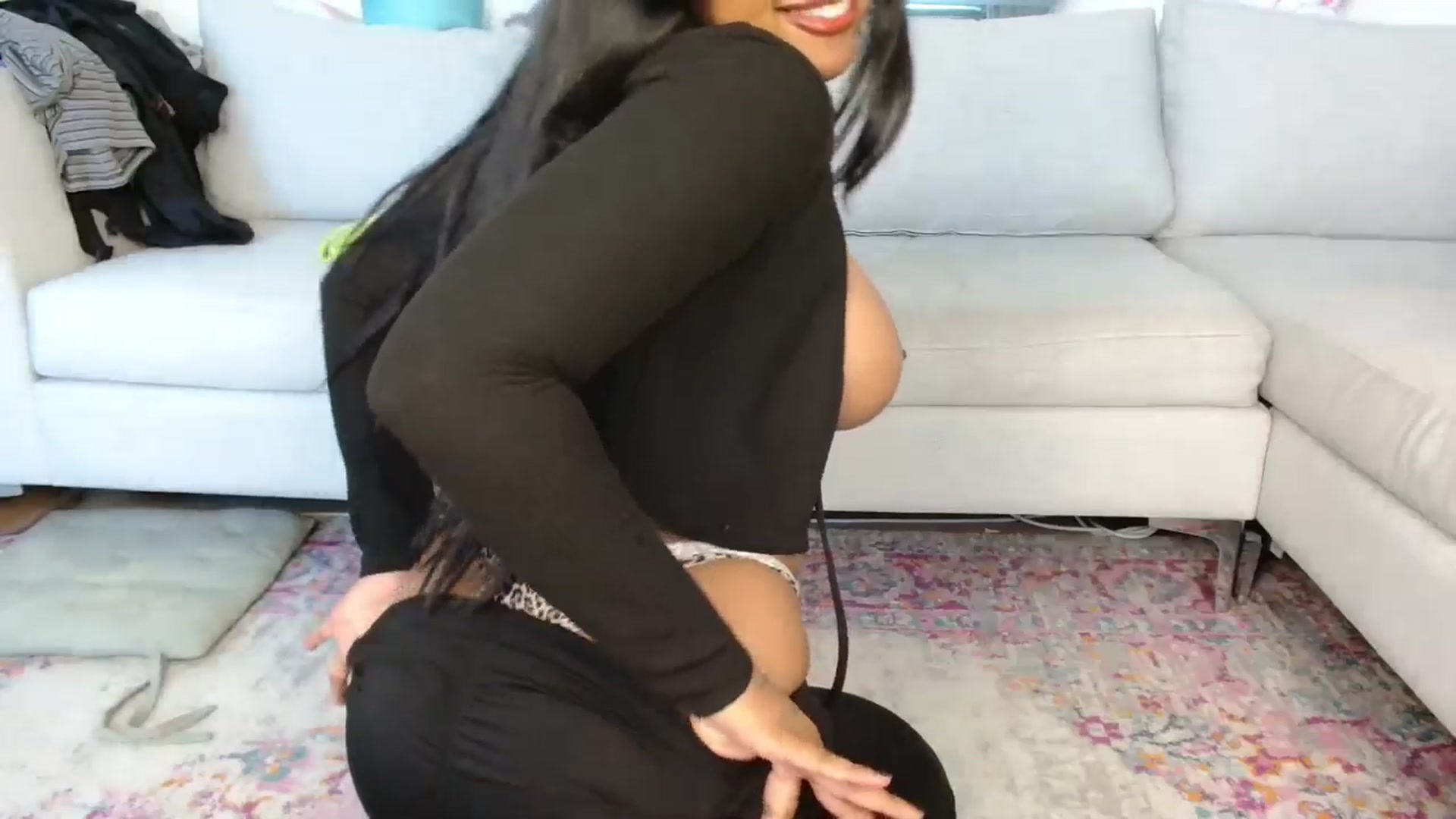 Gallery image thumbnail from Katara_'s myfreecams stream on, 11/19/2024, 10:45 image 9 of 20