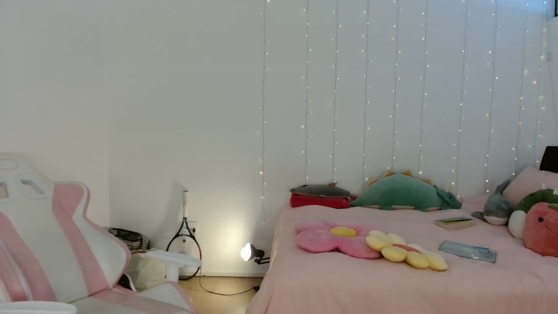 Gallery image thumbnail from Katara_'s myfreecams stream on, 11/21/2024, 12:50 image 1 of 20