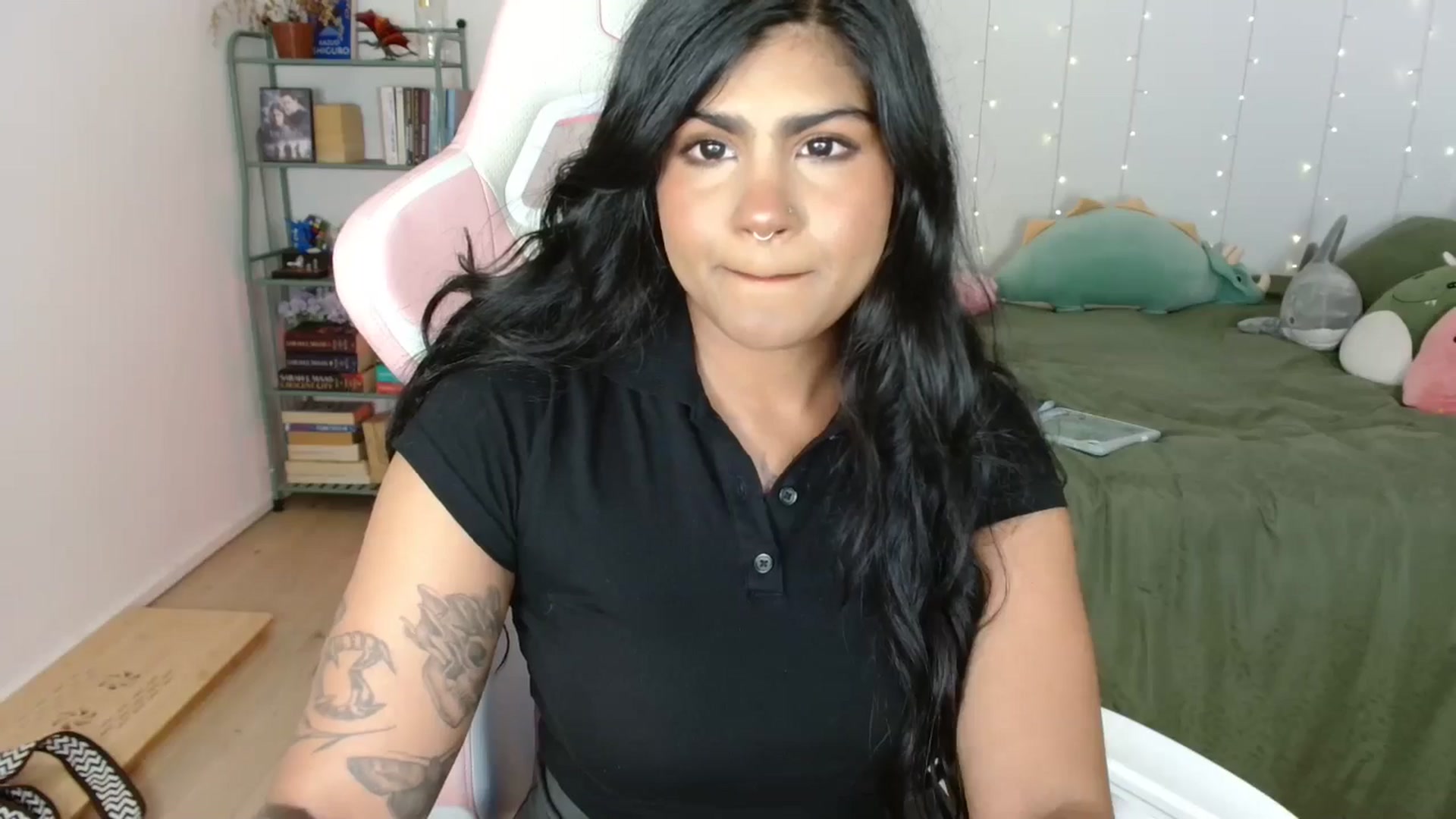 Gallery image thumbnail from Katara_'s myfreecams stream on, 12/19/2024, 14:52 image 6 of 20