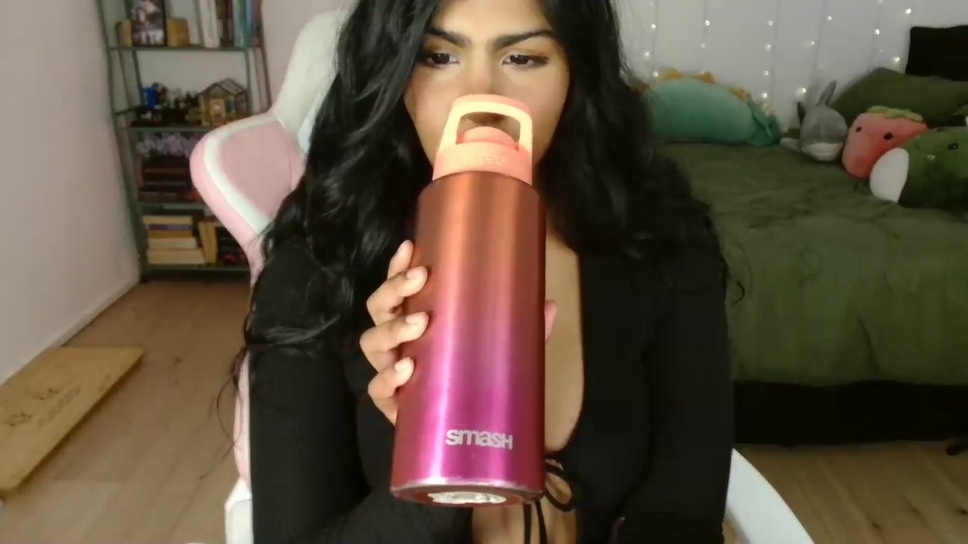 Gallery image thumbnail from Katara_'s myfreecams stream on, 01/05/2025, 12:08 image 3 of 20