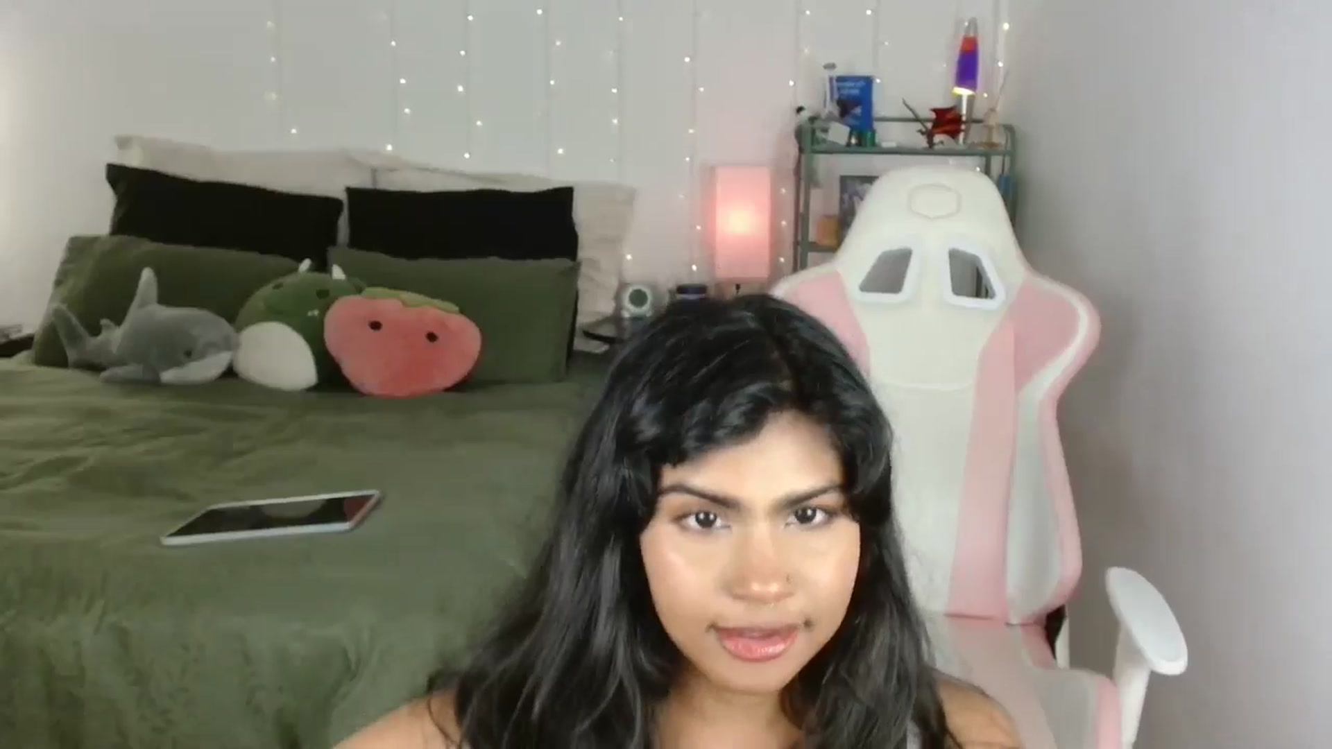 Gallery image thumbnail from Katara_'s myfreecams stream on, 03/31/2025, 13:09 image 6 of 20