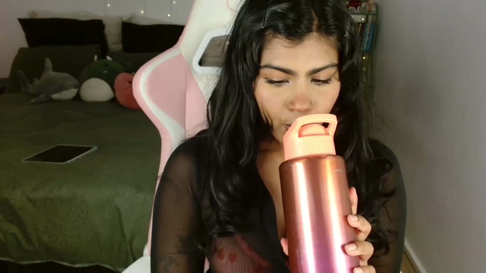 Gallery image thumbnail from Katara_'s myfreecams stream on, 04/08/2025, 11:03 image 4 of 20