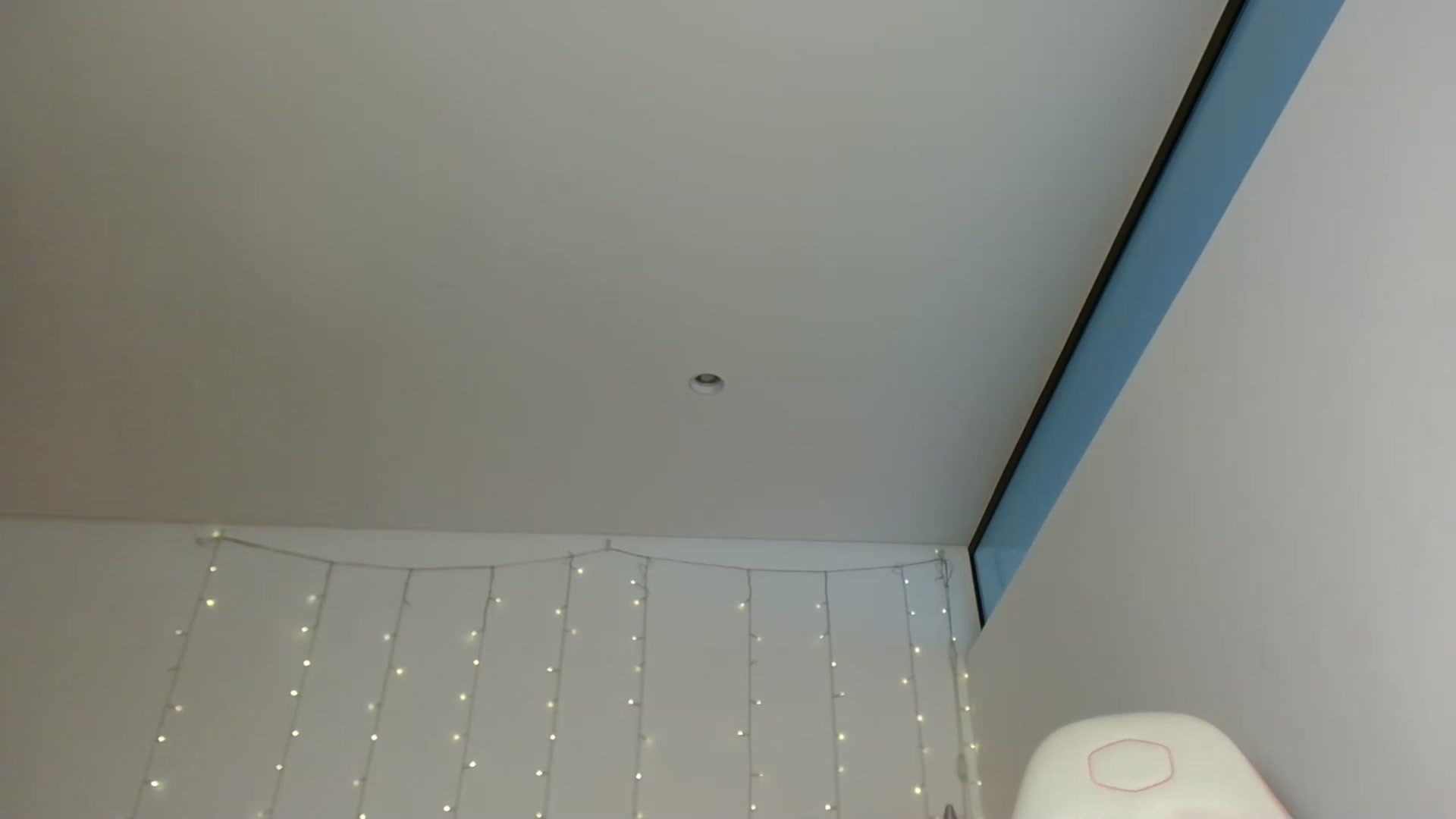Gallery image thumbnail from Katara_'s myfreecams stream on, 04/08/2025, 11:03 image 16 of 20