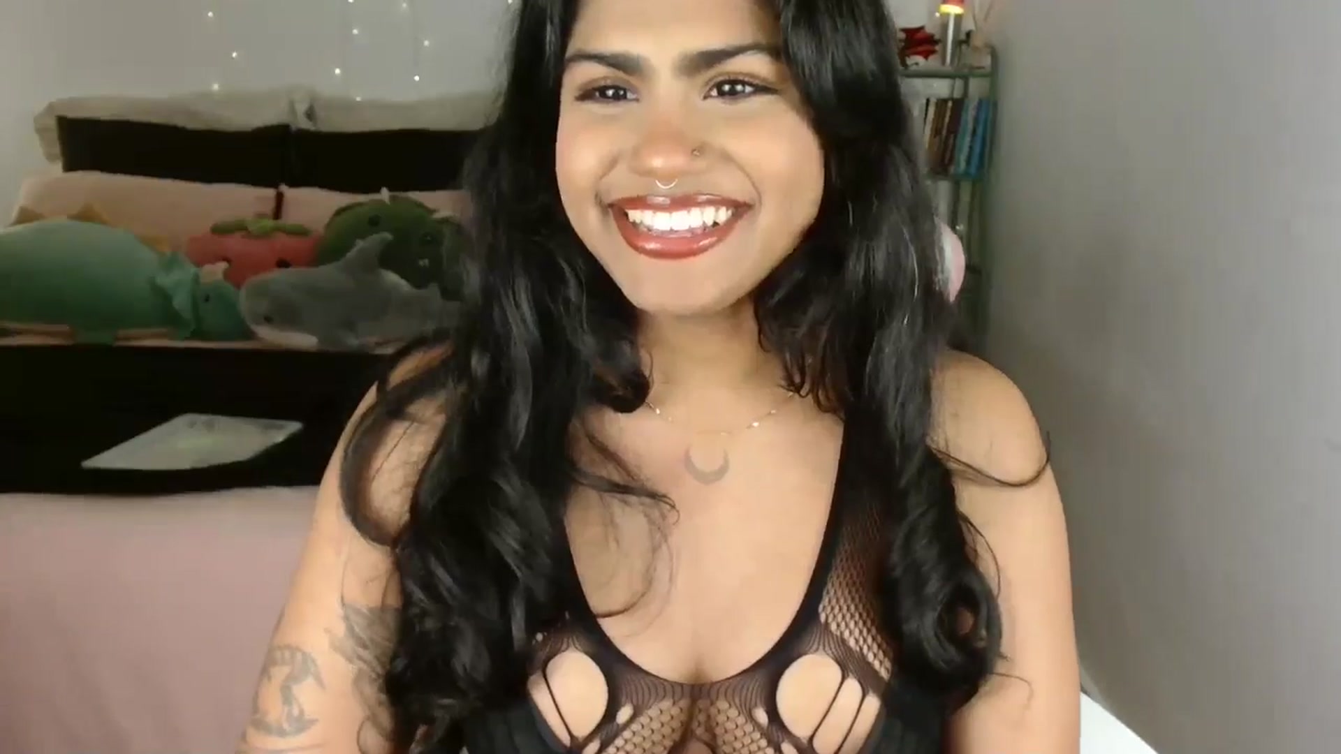 Gallery image thumbnail from Katara_'s myfreecams stream on, 07/02/2025, 13:02 image 6 of 20