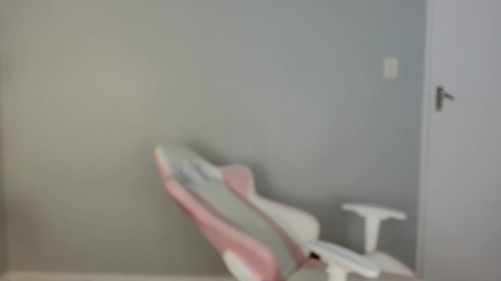 Gallery image thumbnail from Katara_'s myfreecams stream on, 04/05/2026, 14:27 image 20 of 20