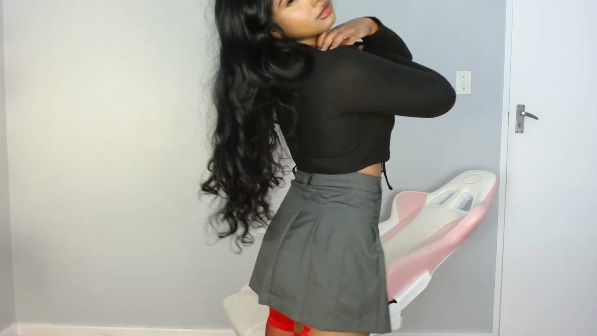 Gallery image thumbnail from Katara_'s myfreecams stream on, 04/05/2026, 14:27 image 15 of 20