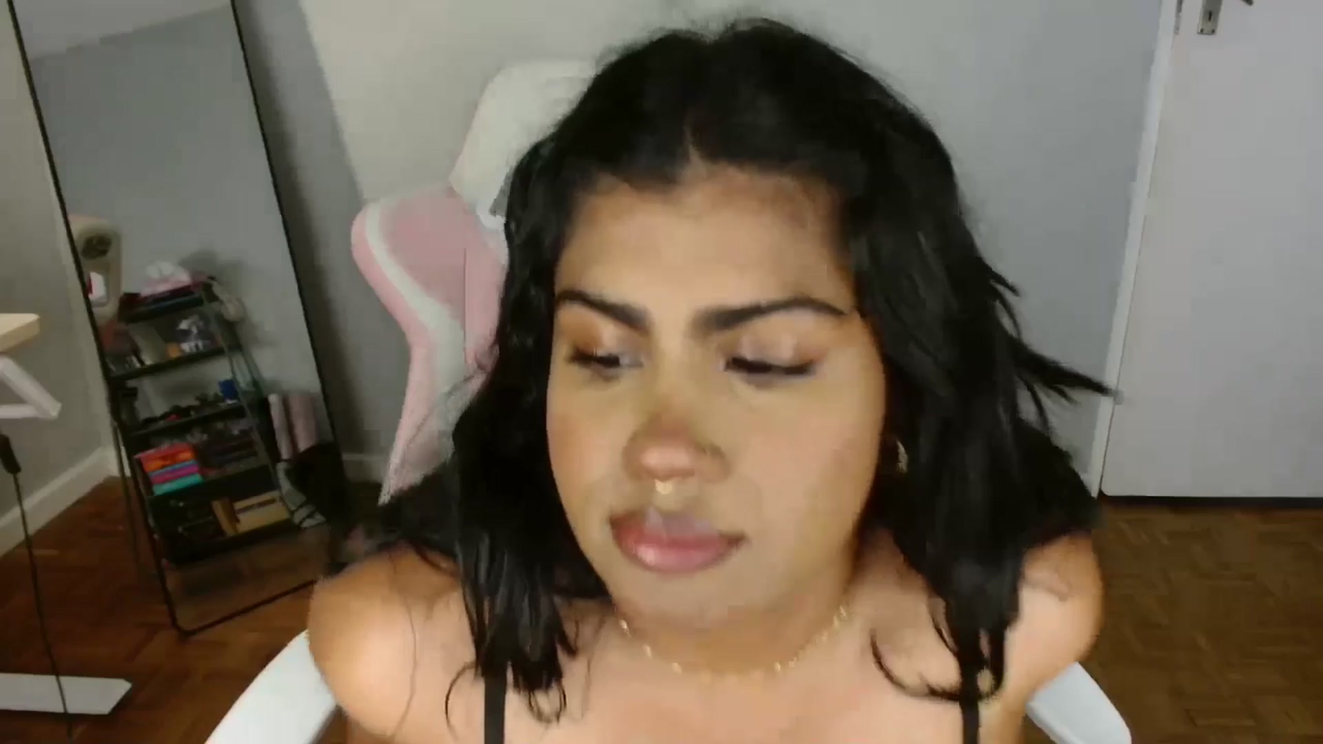 Gallery image thumbnail from Katara_'s myfreecams stream on, 04/09/2026, 16:06 image 17 of 20