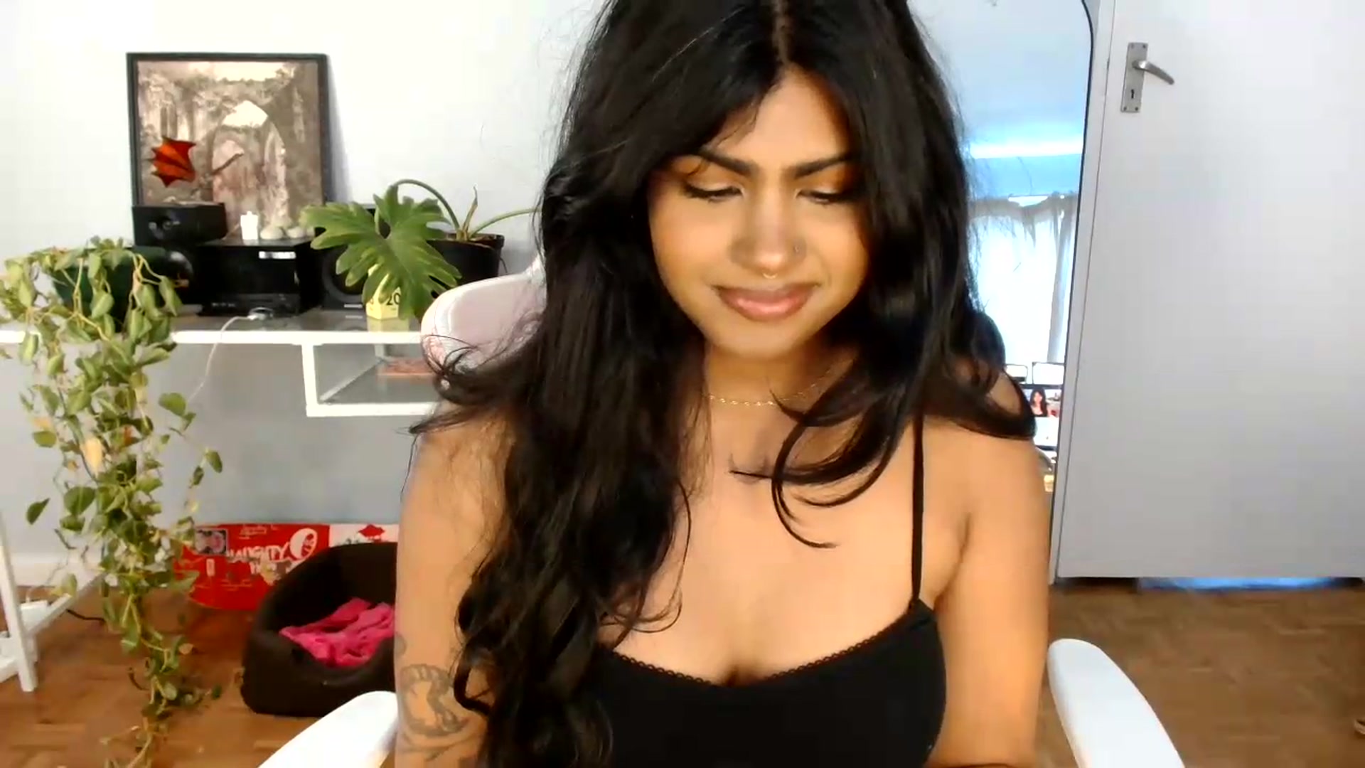 Gallery image thumbnail from Katara_'s myfreecams stream on, 09/04/2026, 15:36 image 5 of 20