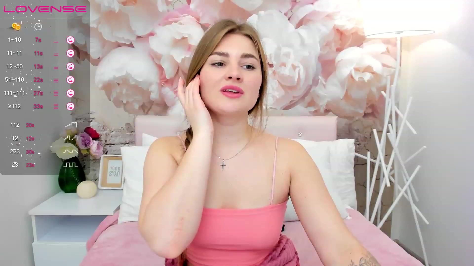 Gallery image thumbnail from KateCosta's myfreecams stream on, 12/12/2022, 11:35 image 6 of 20