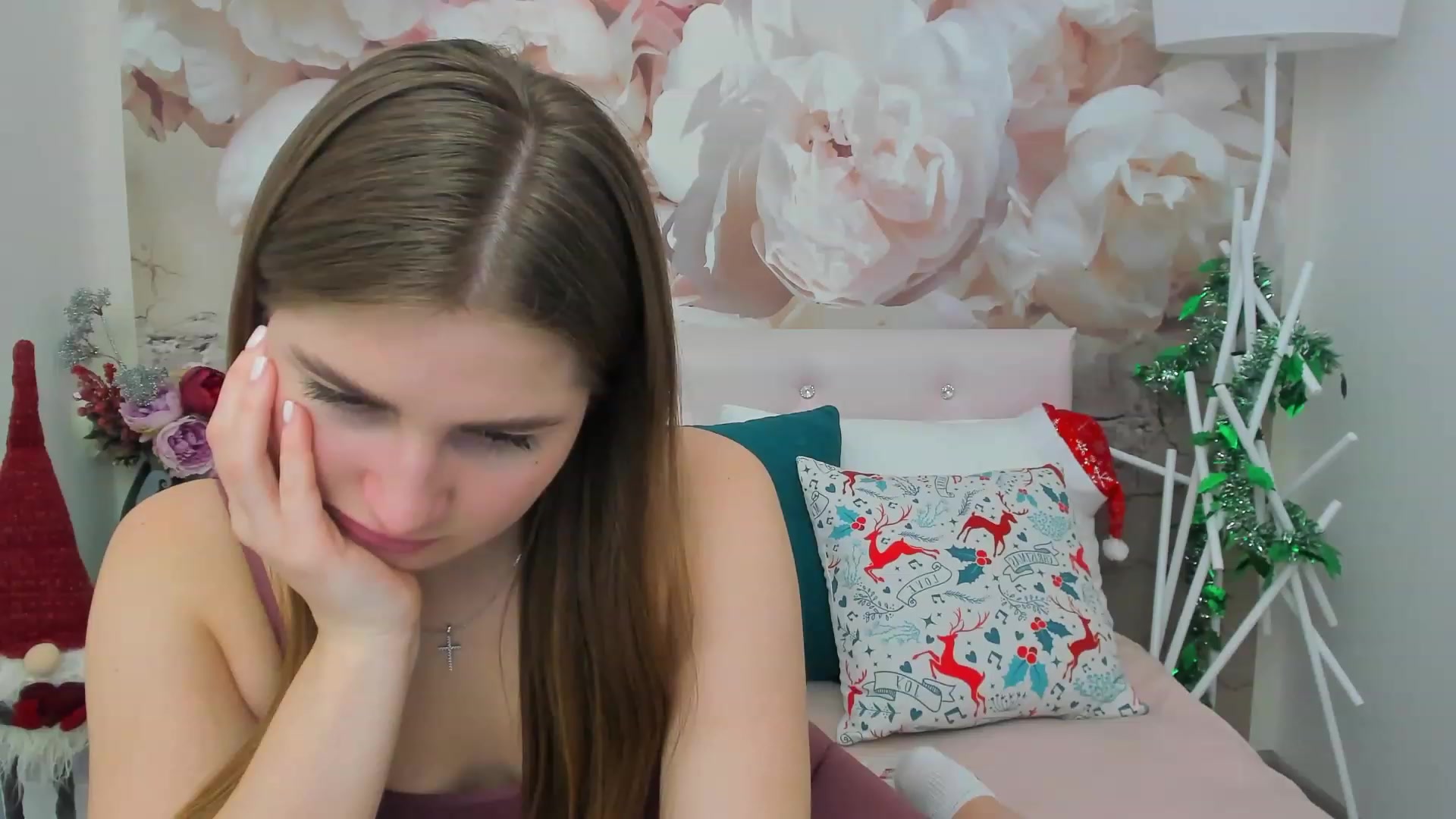 Gallery image thumbnail from KateCosta's myfreecams stream on, 12/24/2022, 19:14 image 4 of 20